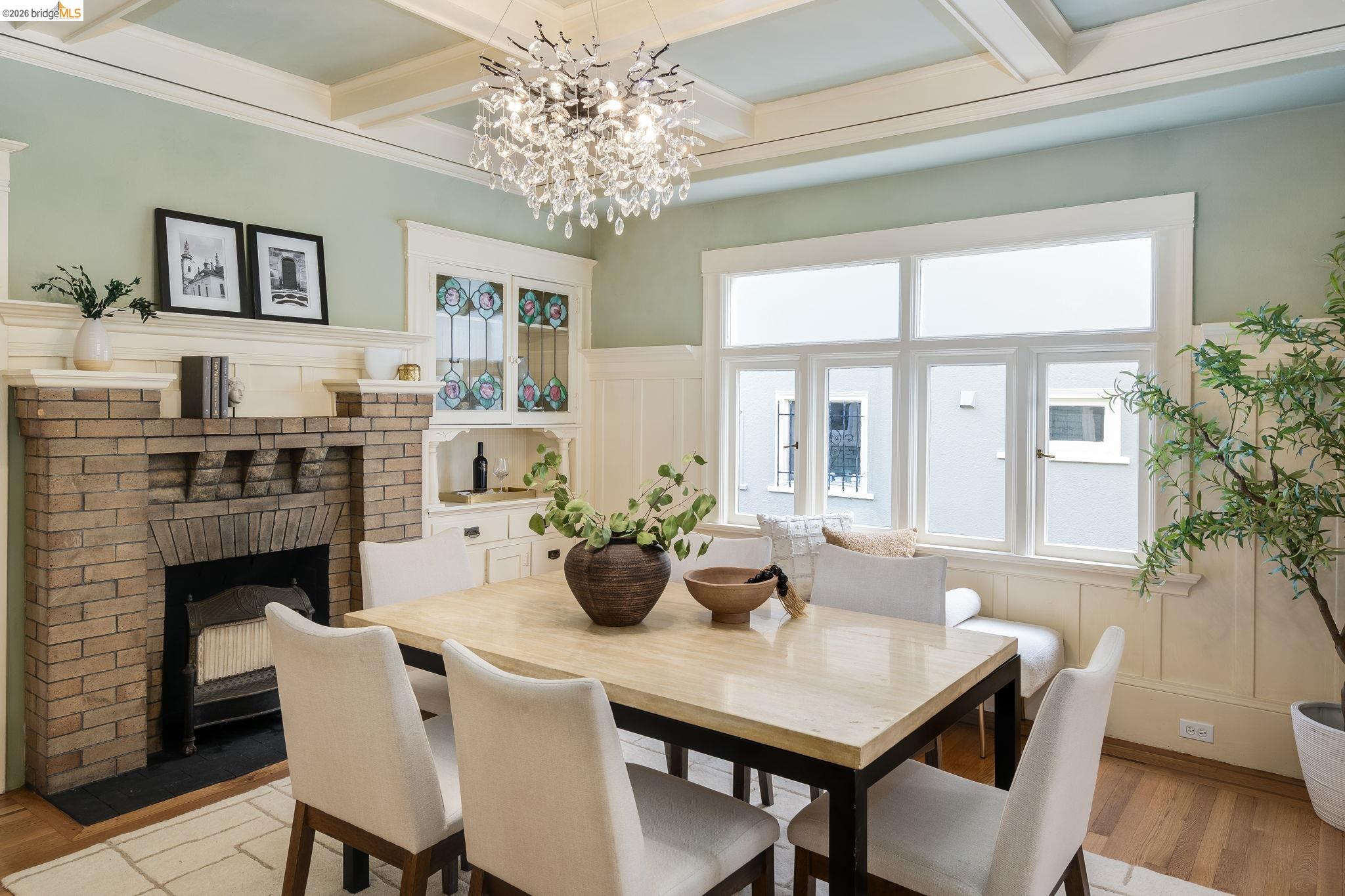 Detail Gallery Image 21 of 58 For 5466 Shafter Ave, Oakland,  CA 94618 - 4 Beds | 2 Baths