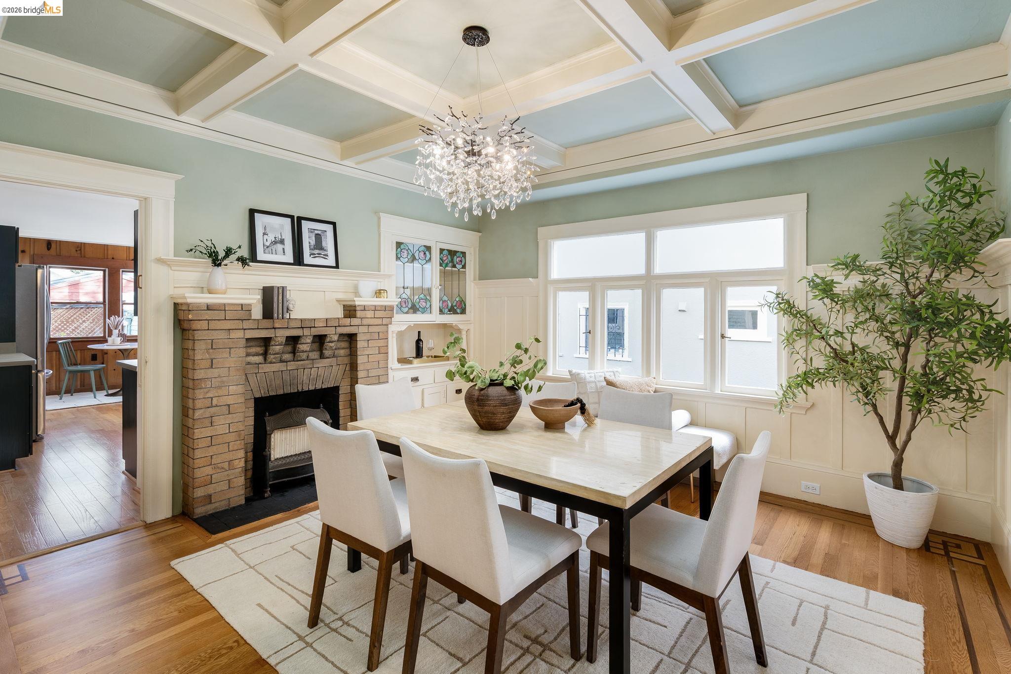 Detail Gallery Image 22 of 58 For 5466 Shafter Ave, Oakland,  CA 94618 - 4 Beds | 2 Baths