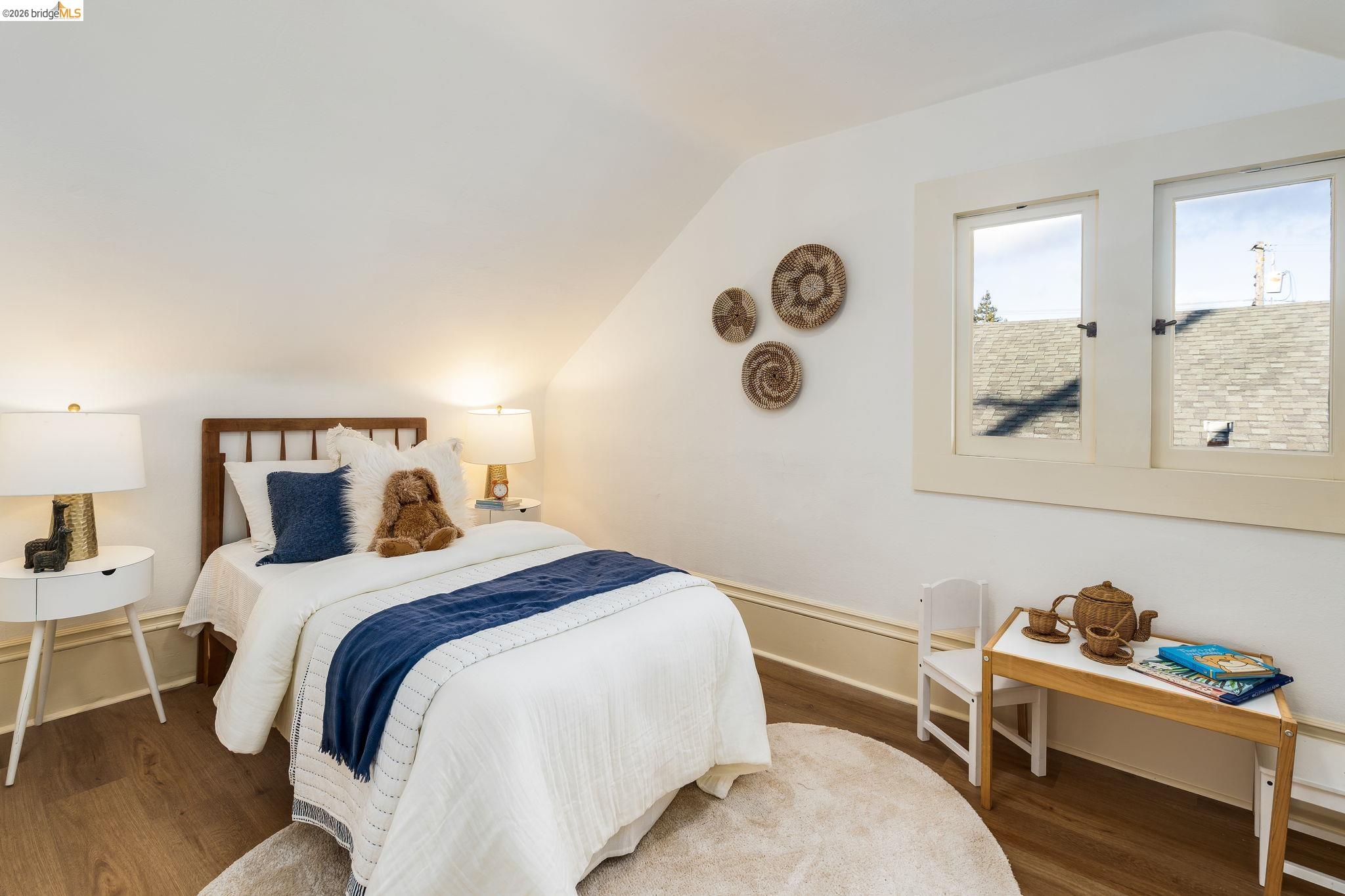 Detail Gallery Image 42 of 58 For 5466 Shafter Ave, Oakland,  CA 94618 - 4 Beds | 2 Baths