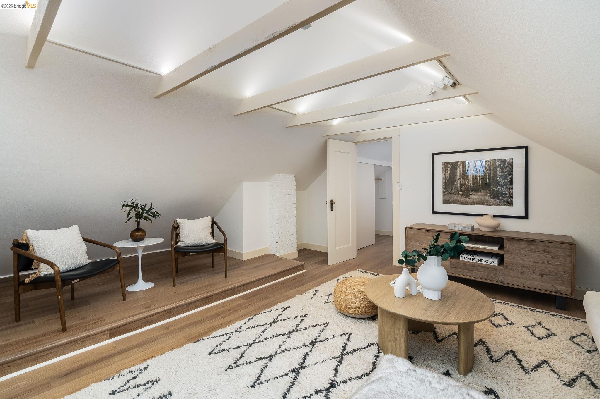 Detail Gallery Image 45 of 58 For 5466 Shafter Ave, Oakland,  CA 94618 - 4 Beds | 2 Baths