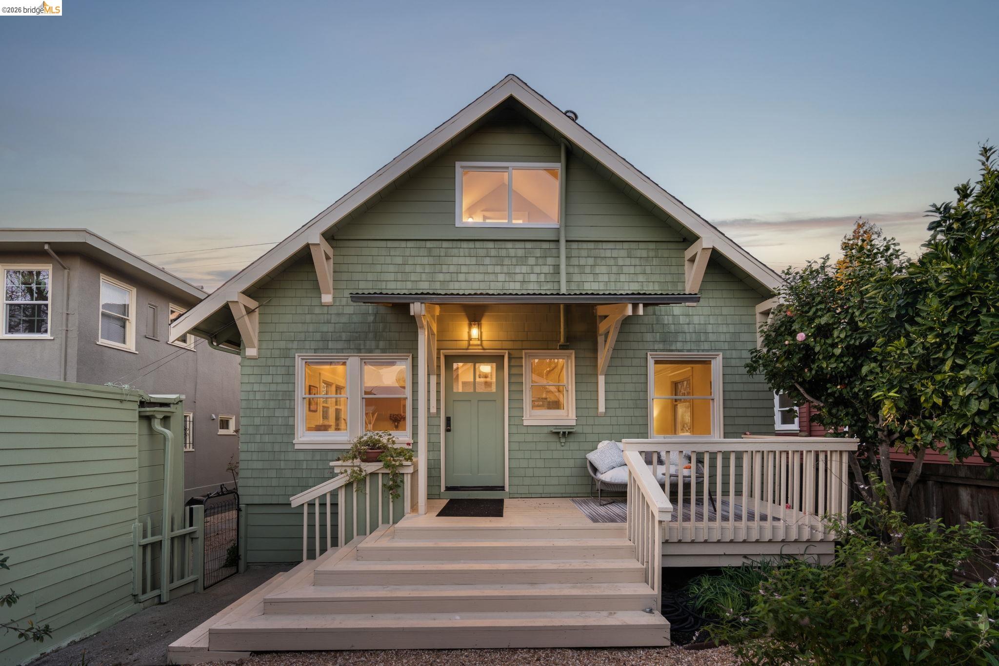 Detail Gallery Image 51 of 58 For 5466 Shafter Ave, Oakland,  CA 94618 - 4 Beds | 2 Baths