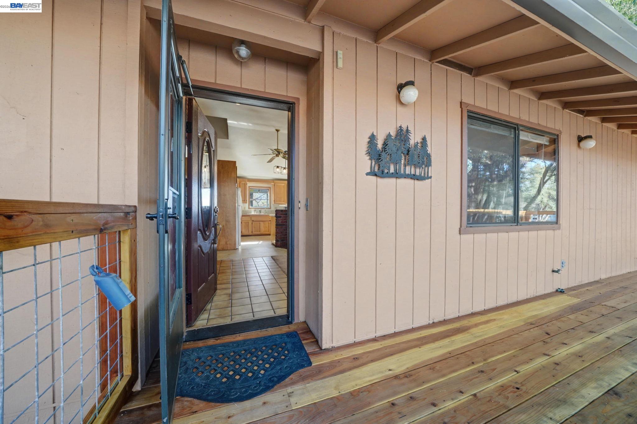 Detail Gallery Image 12 of 60 For 13771 West Ct, Pine Grove,  CA 95665 - 3 Beds | 2 Baths