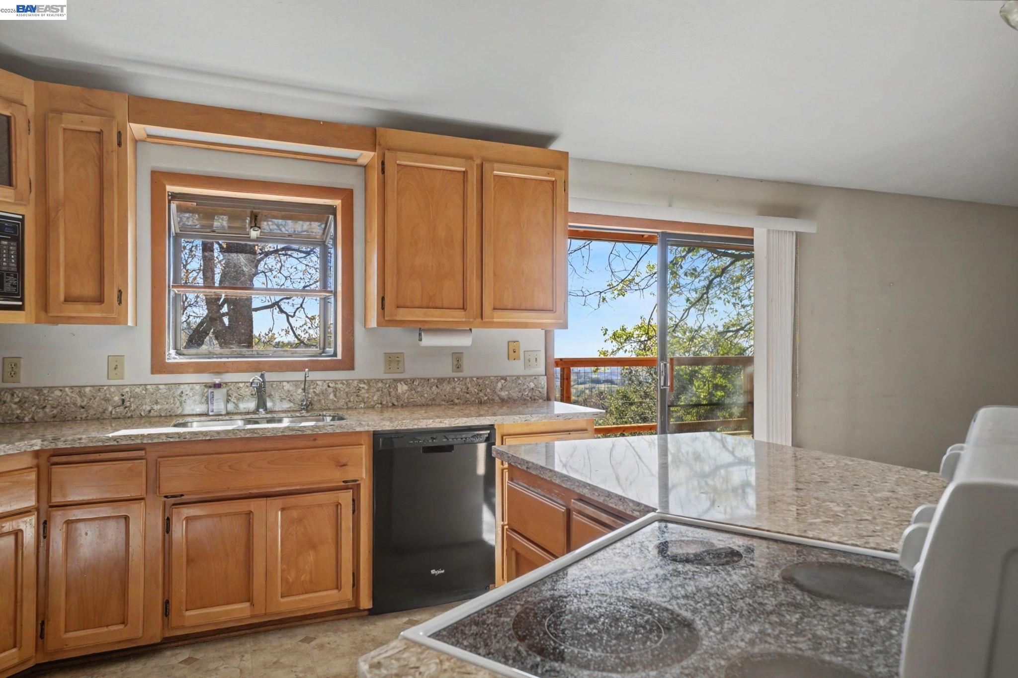 Detail Gallery Image 26 of 60 For 13771 West Ct, Pine Grove,  CA 95665 - 3 Beds | 2 Baths