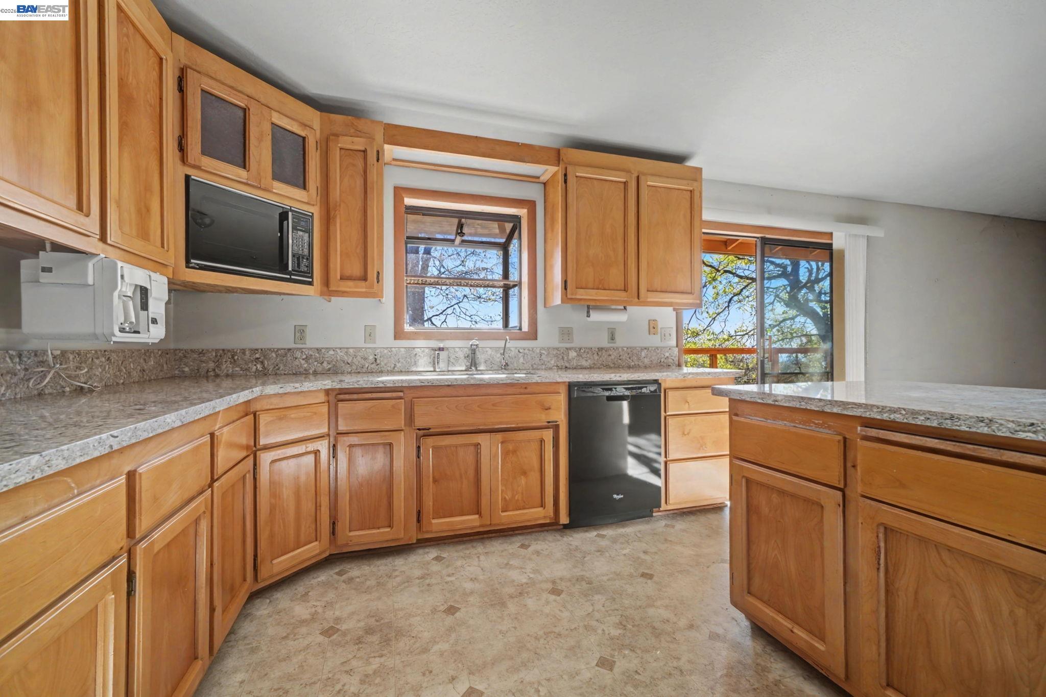 Detail Gallery Image 27 of 60 For 13771 West Ct, Pine Grove,  CA 95665 - 3 Beds | 2 Baths