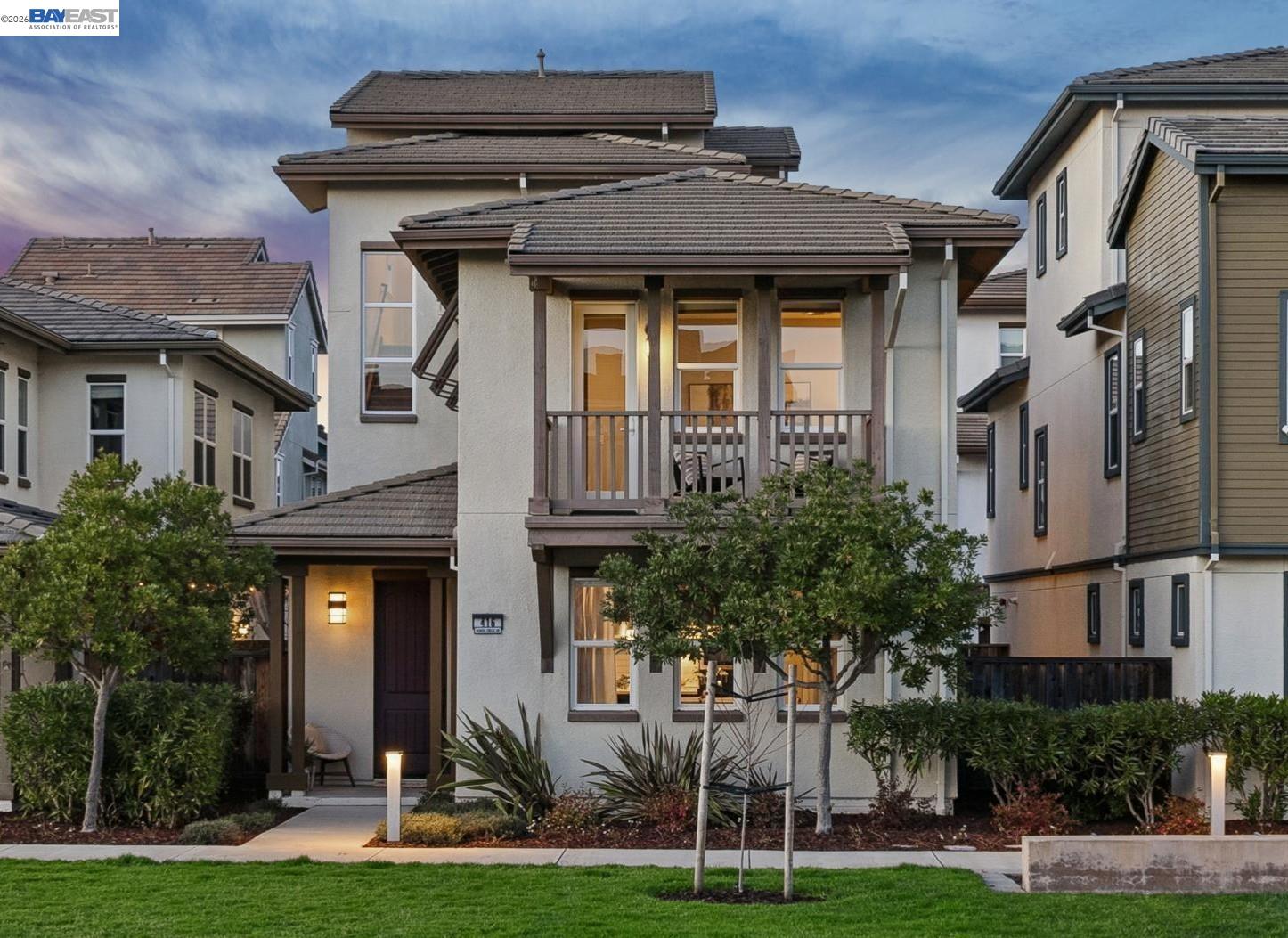 Front Image Thumbnail for BE41124673