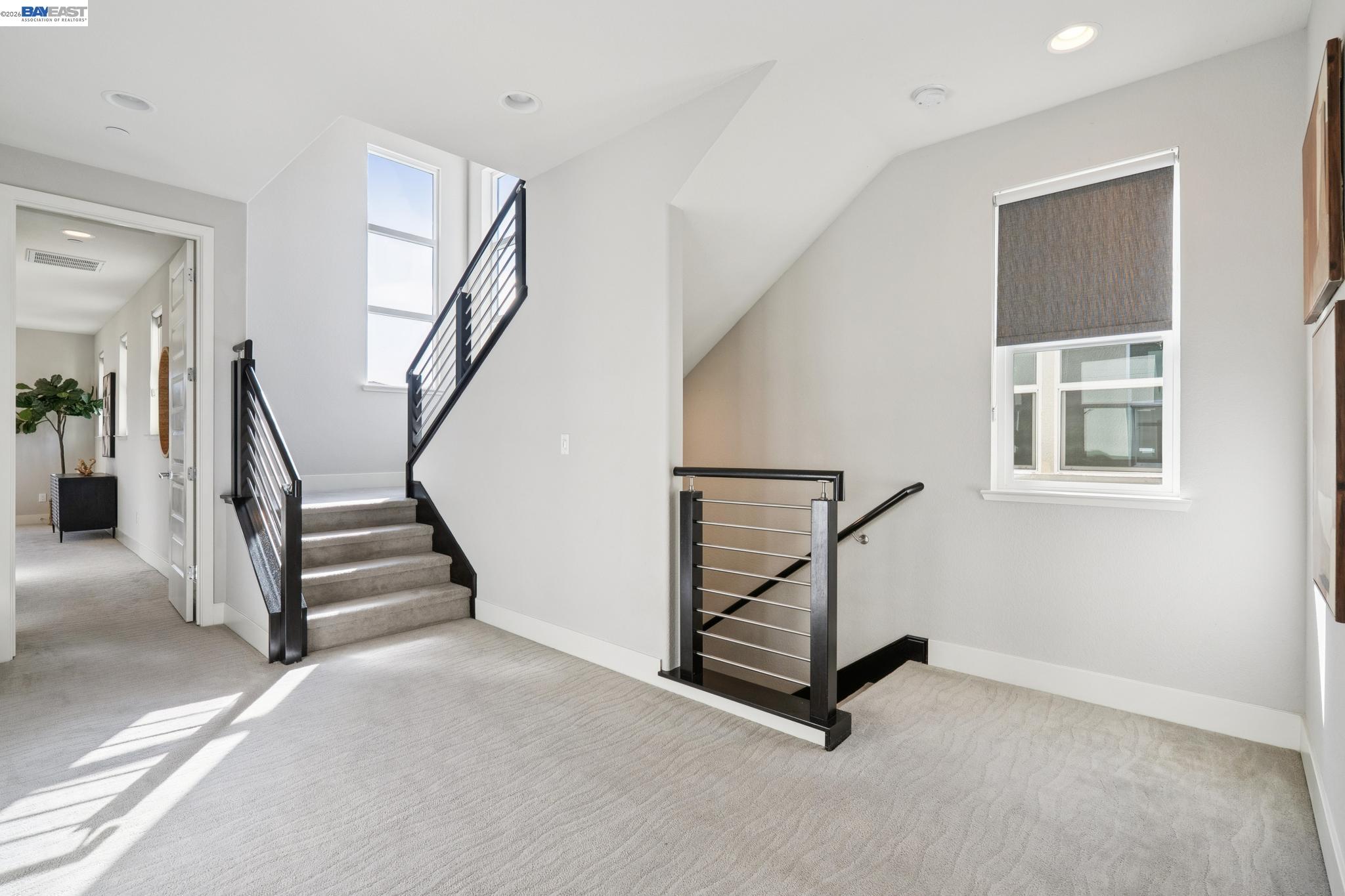 Detail Gallery Image 32 of 58 For 416 Bohol Circle Ln, Alameda,  CA 94501 - 3 Beds | 3/1 Baths