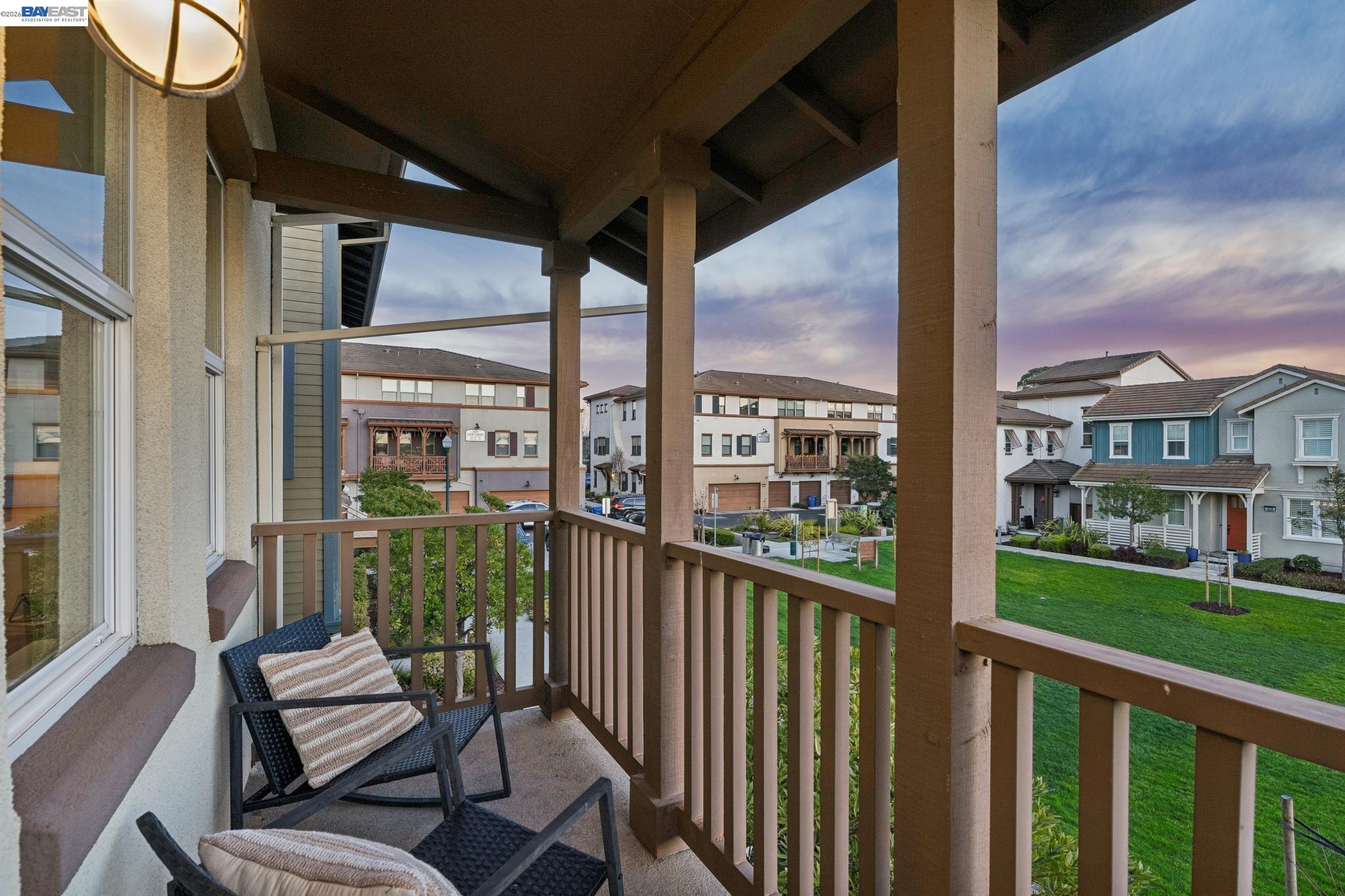 Detail Gallery Image 38 of 58 For 416 Bohol Circle Ln, Alameda,  CA 94501 - 3 Beds | 3/1 Baths