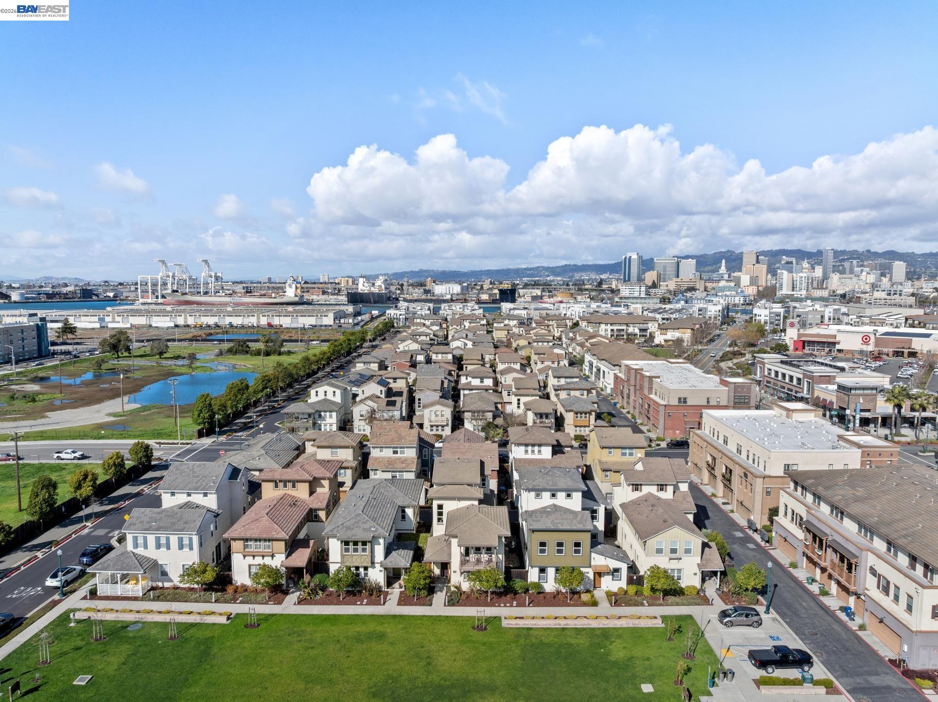 Detail Gallery Image 54 of 58 For 416 Bohol Circle Ln, Alameda,  CA 94501 - 3 Beds | 3/1 Baths