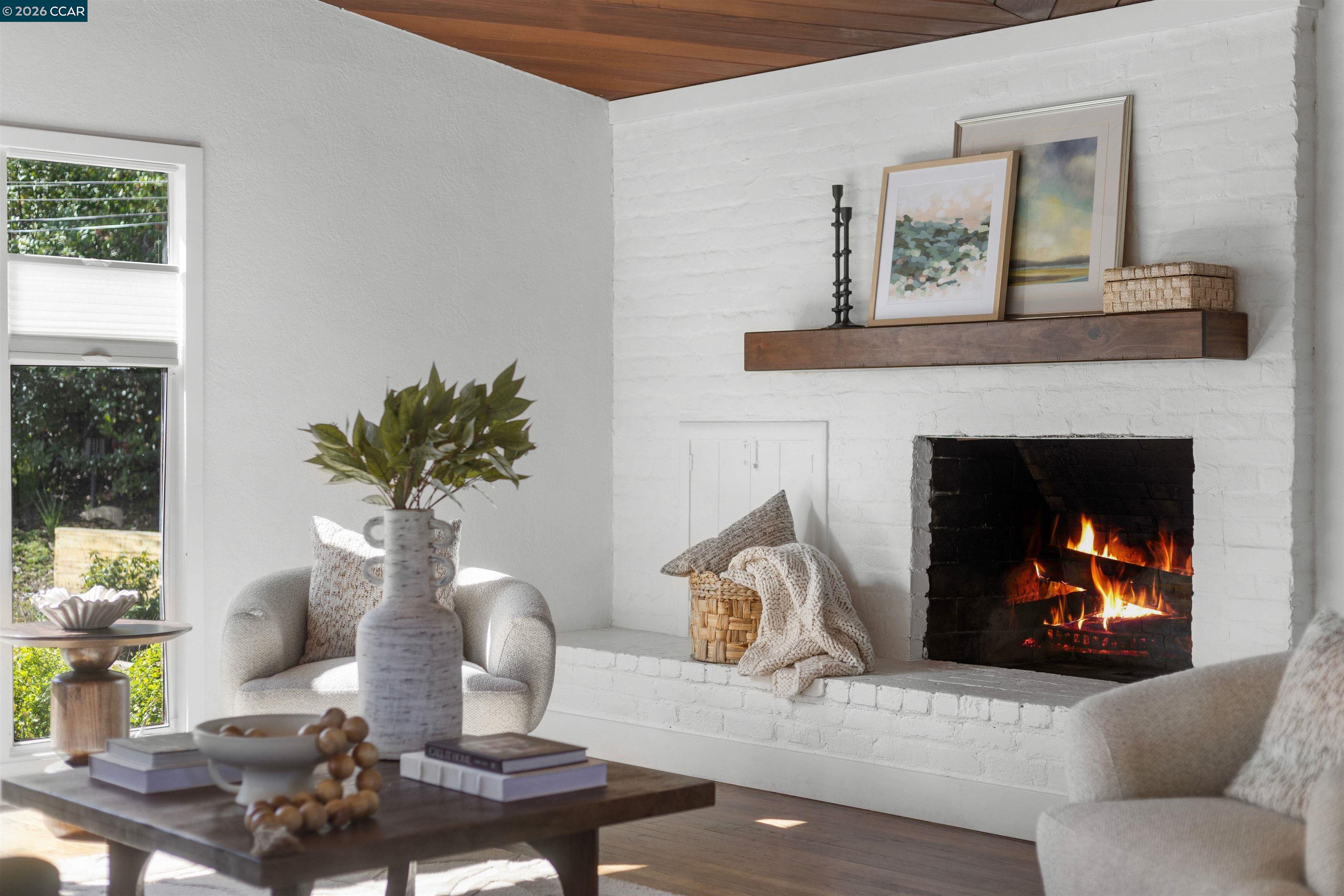 Detail Gallery Image 11 of 57 For 151 Montecito Crescent, Walnut Creek,  CA 94597 - 4 Beds | 3 Baths