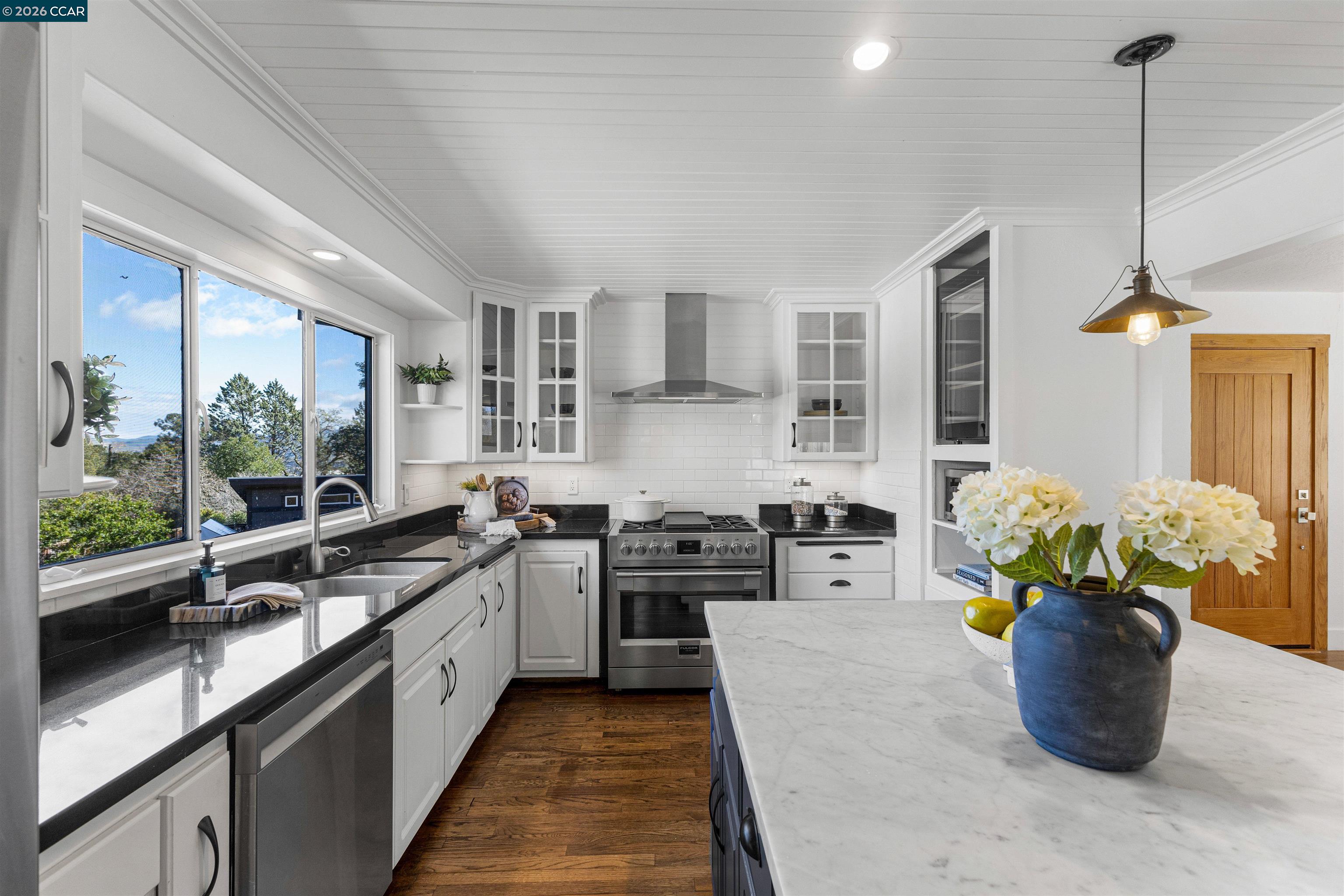 Detail Gallery Image 19 of 57 For 151 Montecito Crescent, Walnut Creek,  CA 94597 - 4 Beds | 3 Baths