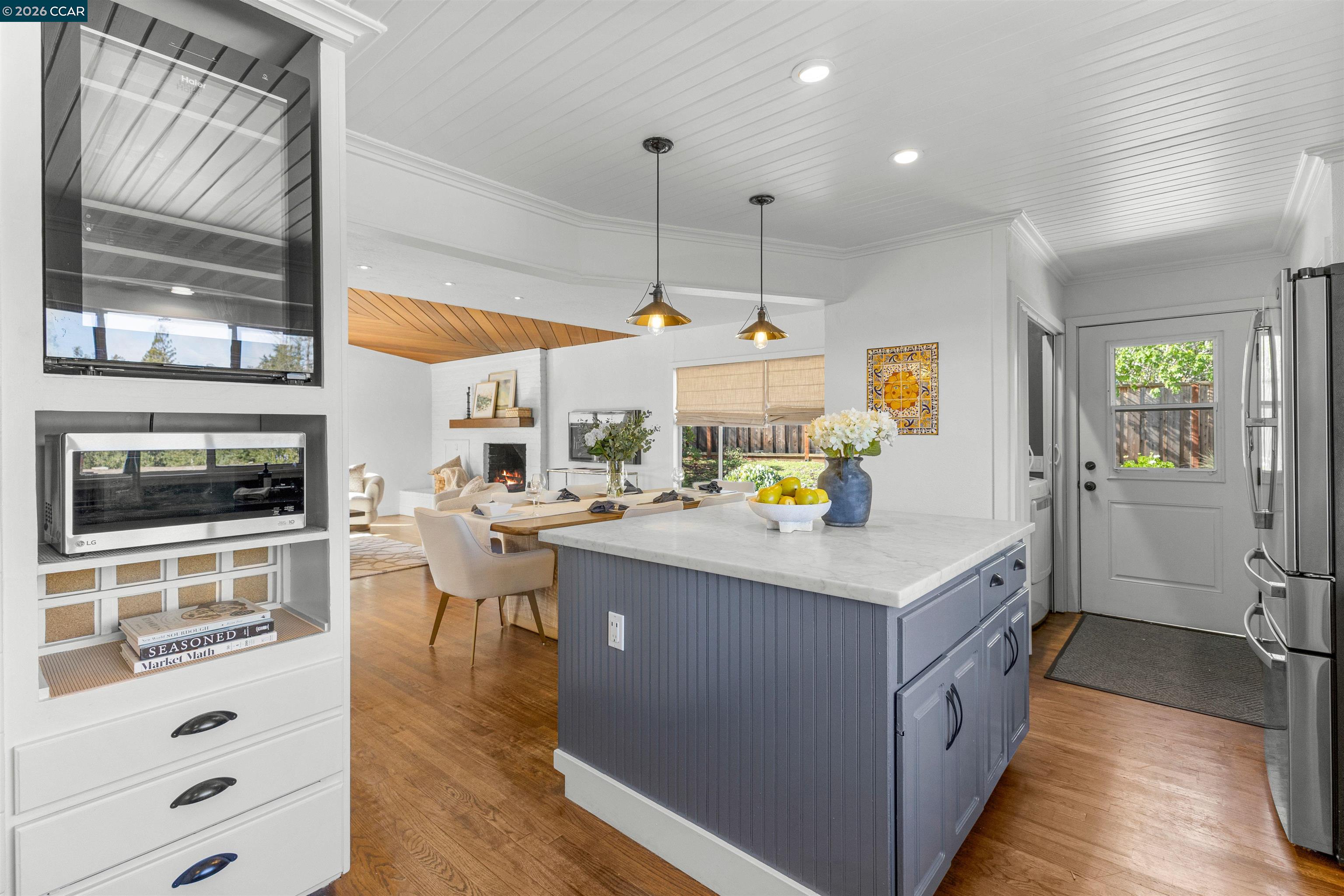 Detail Gallery Image 20 of 57 For 151 Montecito Crescent, Walnut Creek,  CA 94597 - 4 Beds | 3 Baths