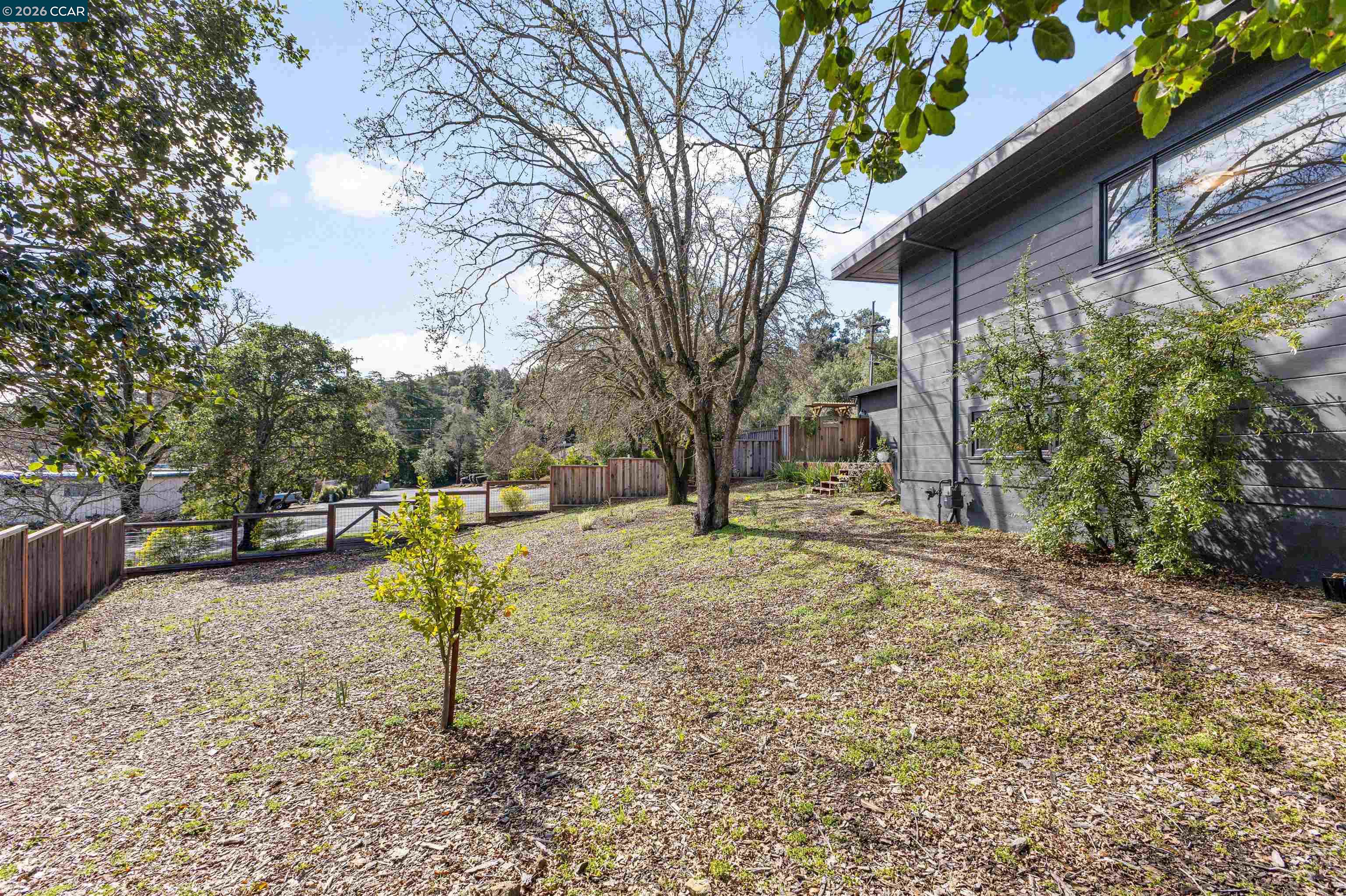 Detail Gallery Image 51 of 57 For 151 Montecito Crescent, Walnut Creek,  CA 94597 - 4 Beds | 3 Baths