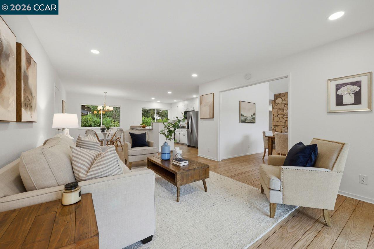 Detail Gallery Image 20 of 56 For 3927 Woodside Ct, Lafayette,  CA 94549 - 4 Beds | 2 Baths