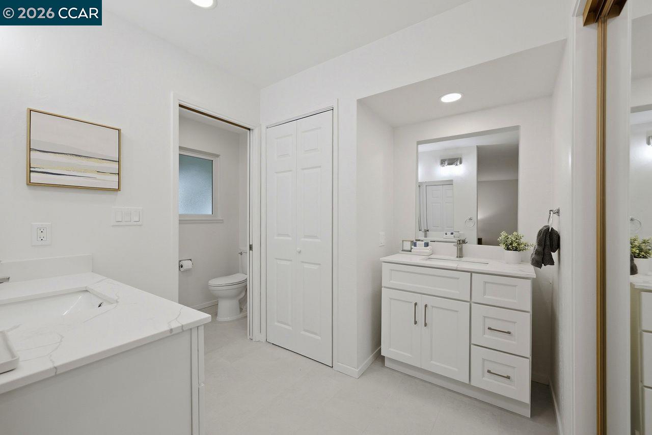 Detail Gallery Image 33 of 56 For 3927 Woodside Ct, Lafayette,  CA 94549 - 4 Beds | 2 Baths