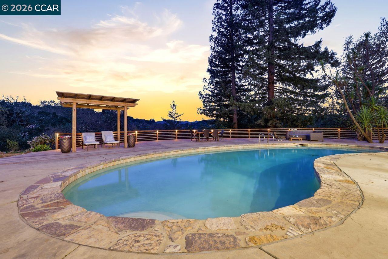 Detail Gallery Image 41 of 56 For 3927 Woodside Ct, Lafayette,  CA 94549 - 4 Beds | 2 Baths