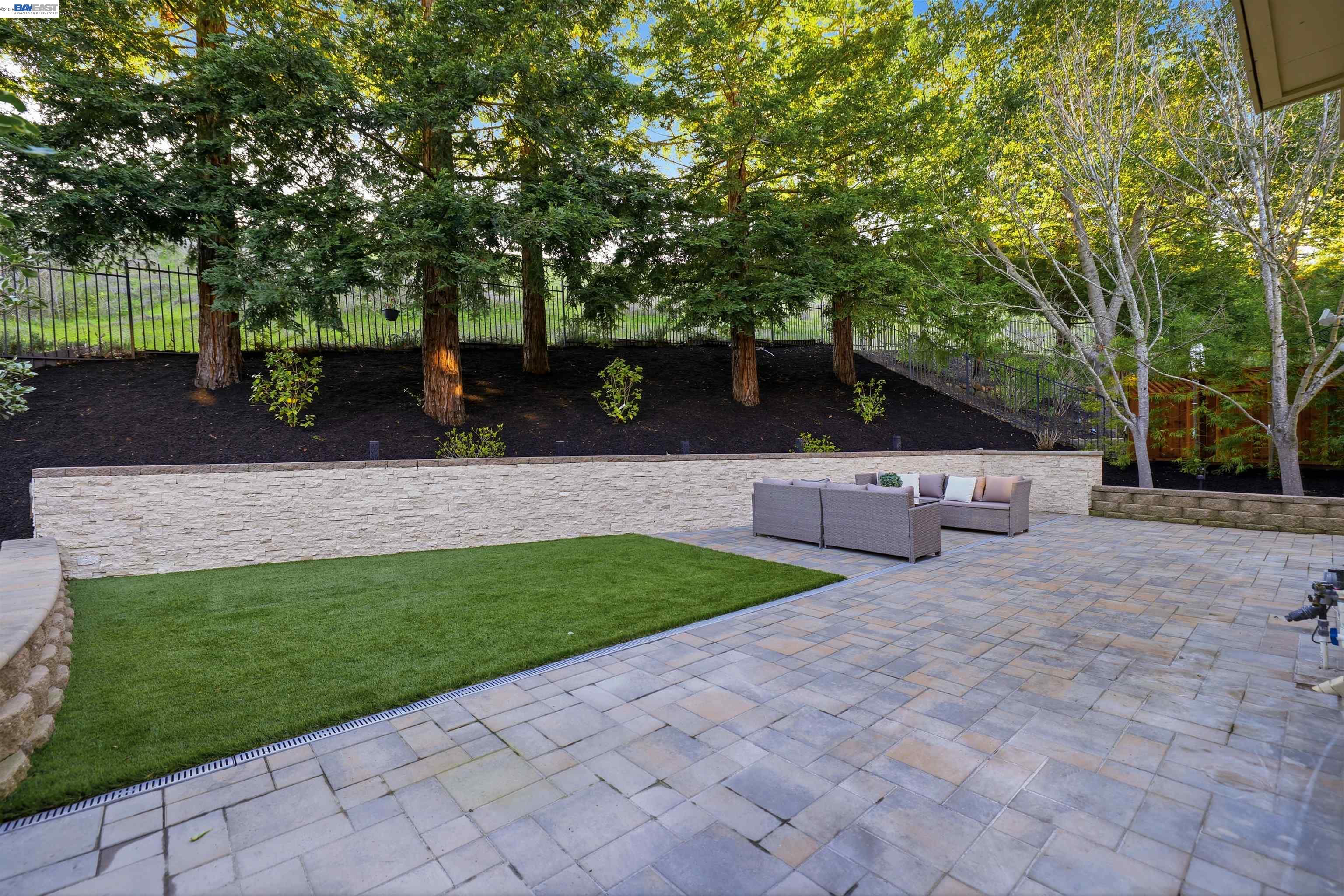 Detail Gallery Image 45 of 60 For 415 Eagle Valley Way, Danville,  CA 94506 - 3 Beds | 2/1 Baths