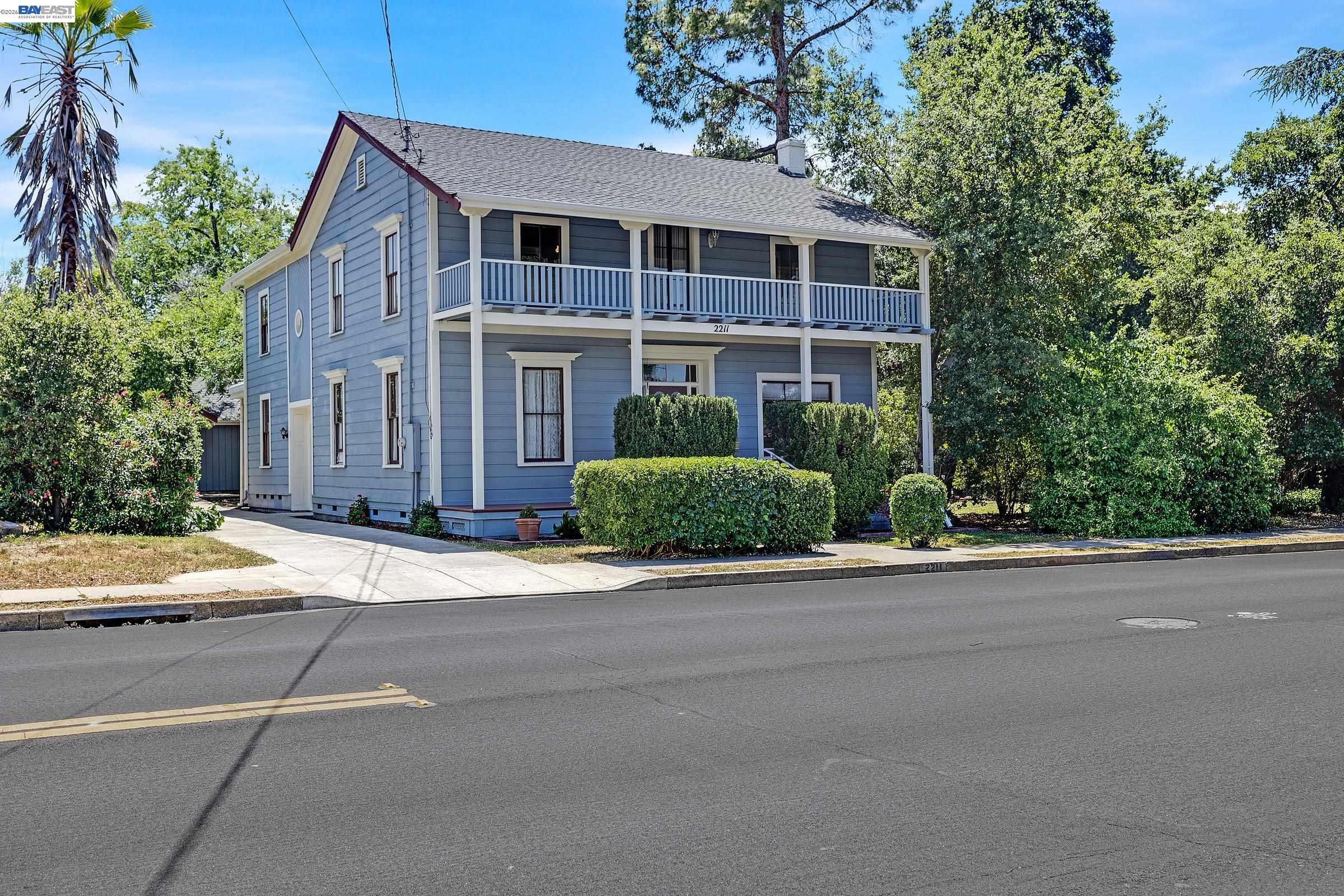 Front Image Thumbnail for BE41124684