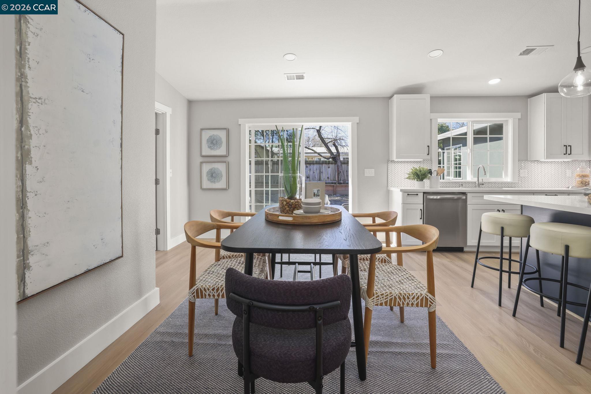 Detail Gallery Image 11 of 29 For 2109 N 6th St, Concord,  CA 94519 - 3 Beds | 2 Baths