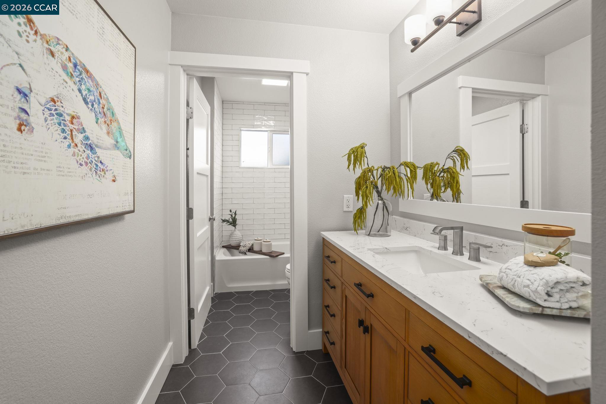Detail Gallery Image 20 of 29 For 2109 N 6th St, Concord,  CA 94519 - 3 Beds | 2 Baths