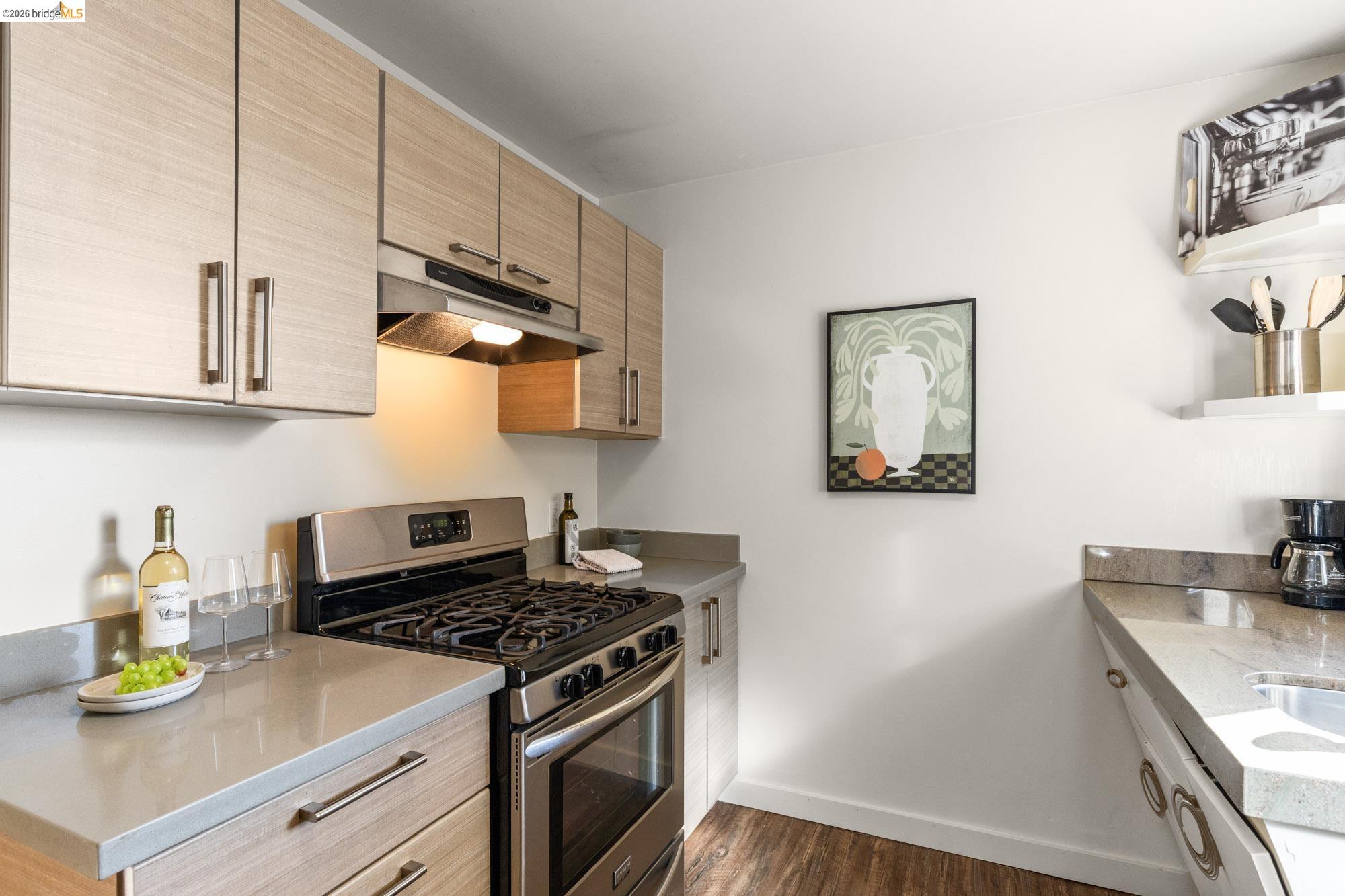 Detail Gallery Image 44 of 60 For 4452 Davenport Ave, Oakland,  CA 94619 - 4 Beds | 4 Baths