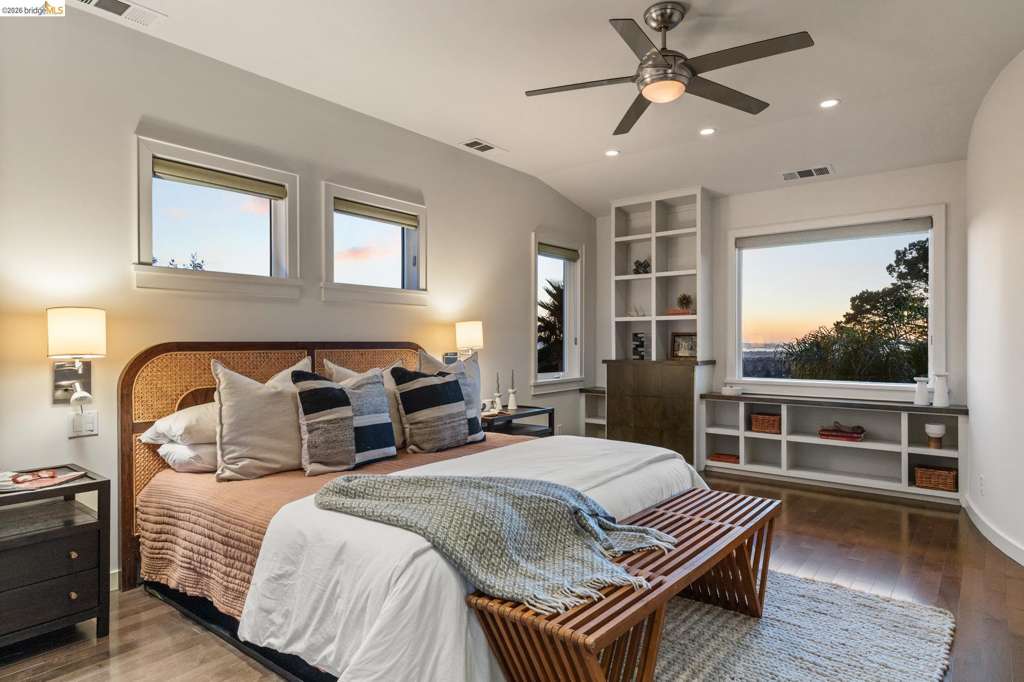 Detail Gallery Image 49 of 60 For 4452 Davenport Ave, Oakland,  CA 94619 - 4 Beds | 4 Baths