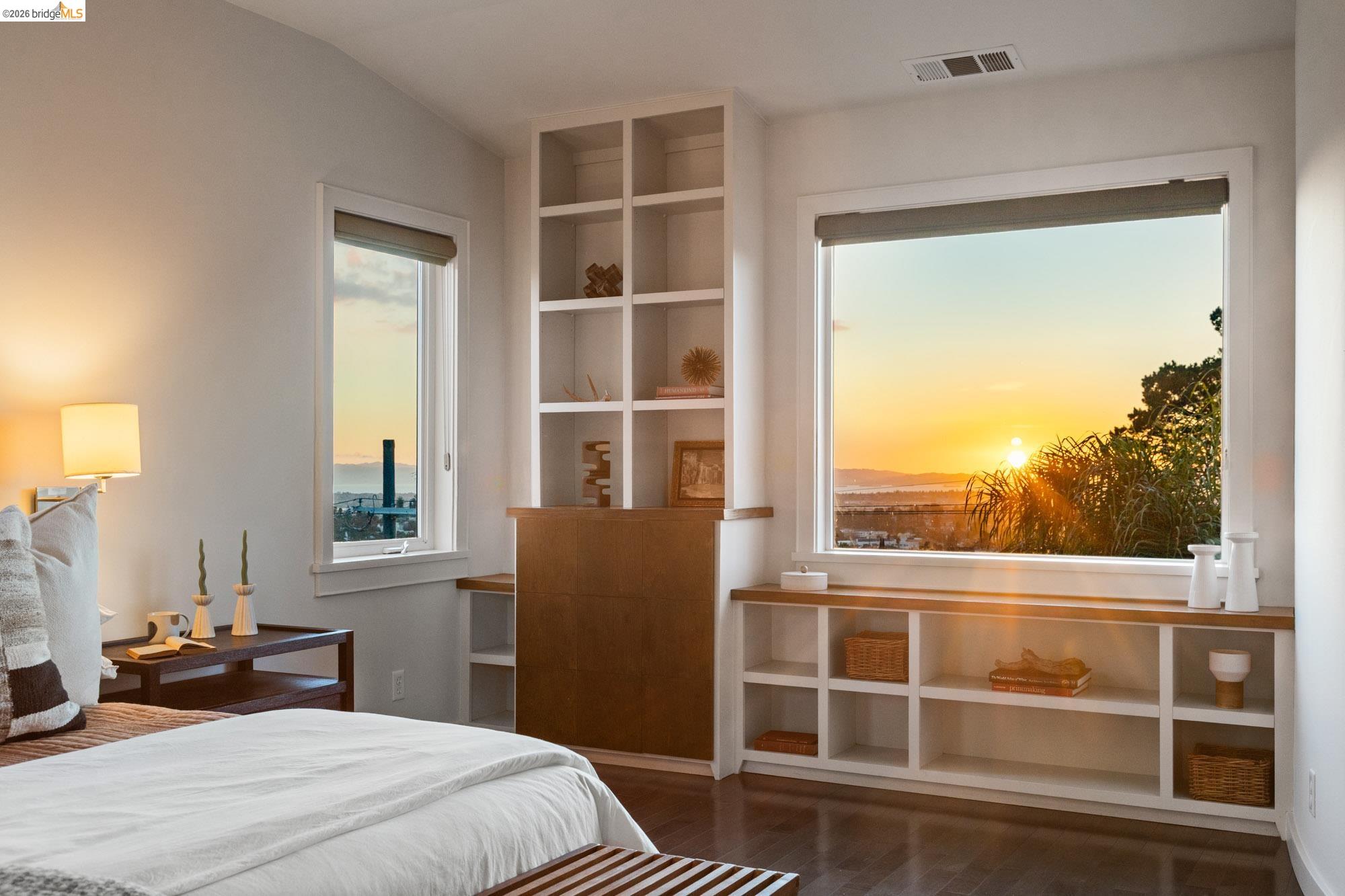 Detail Gallery Image 50 of 60 For 4452 Davenport Ave, Oakland,  CA 94619 - 4 Beds | 4 Baths