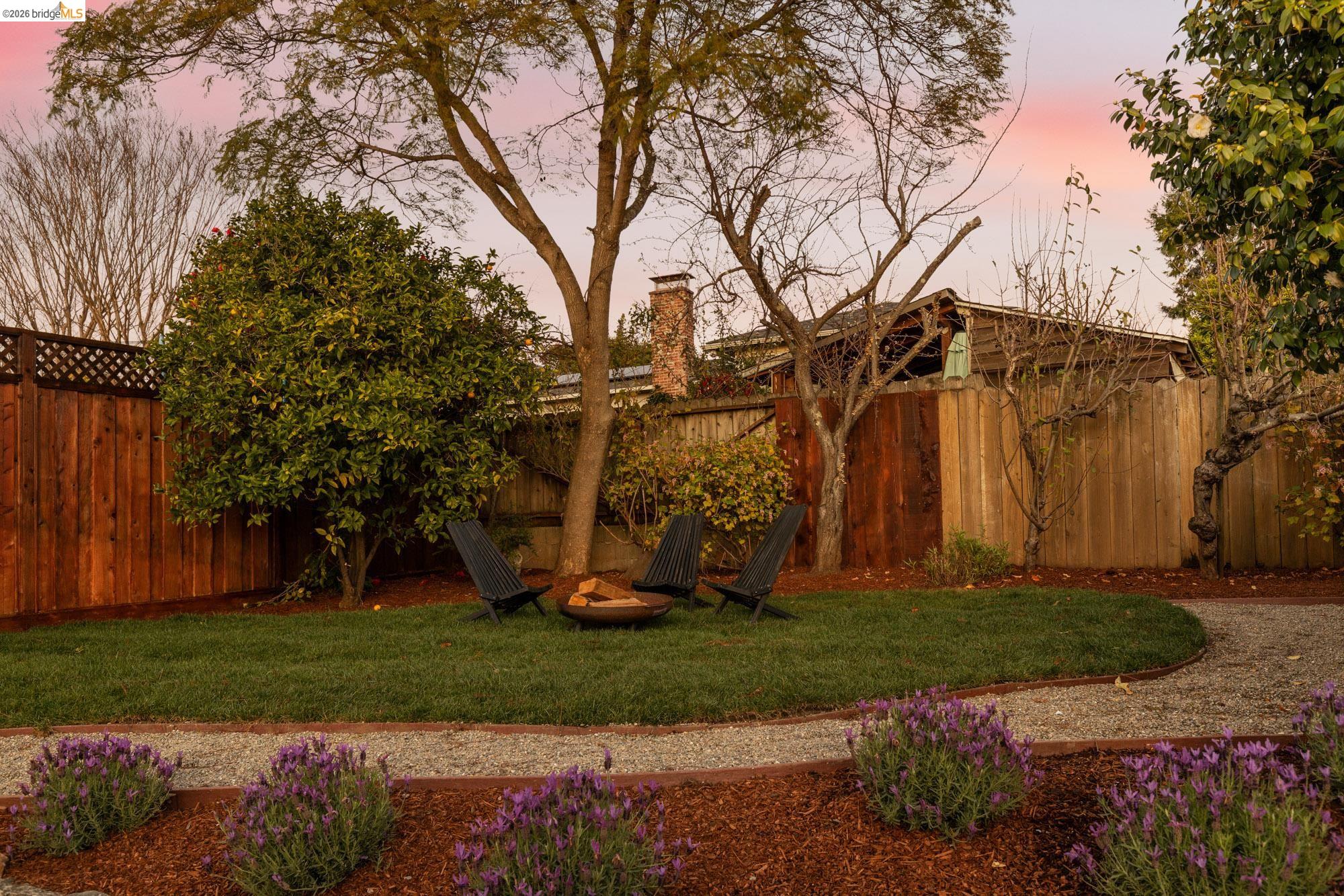 Detail Gallery Image 55 of 60 For 4452 Davenport Ave, Oakland,  CA 94619 - 4 Beds | 4 Baths