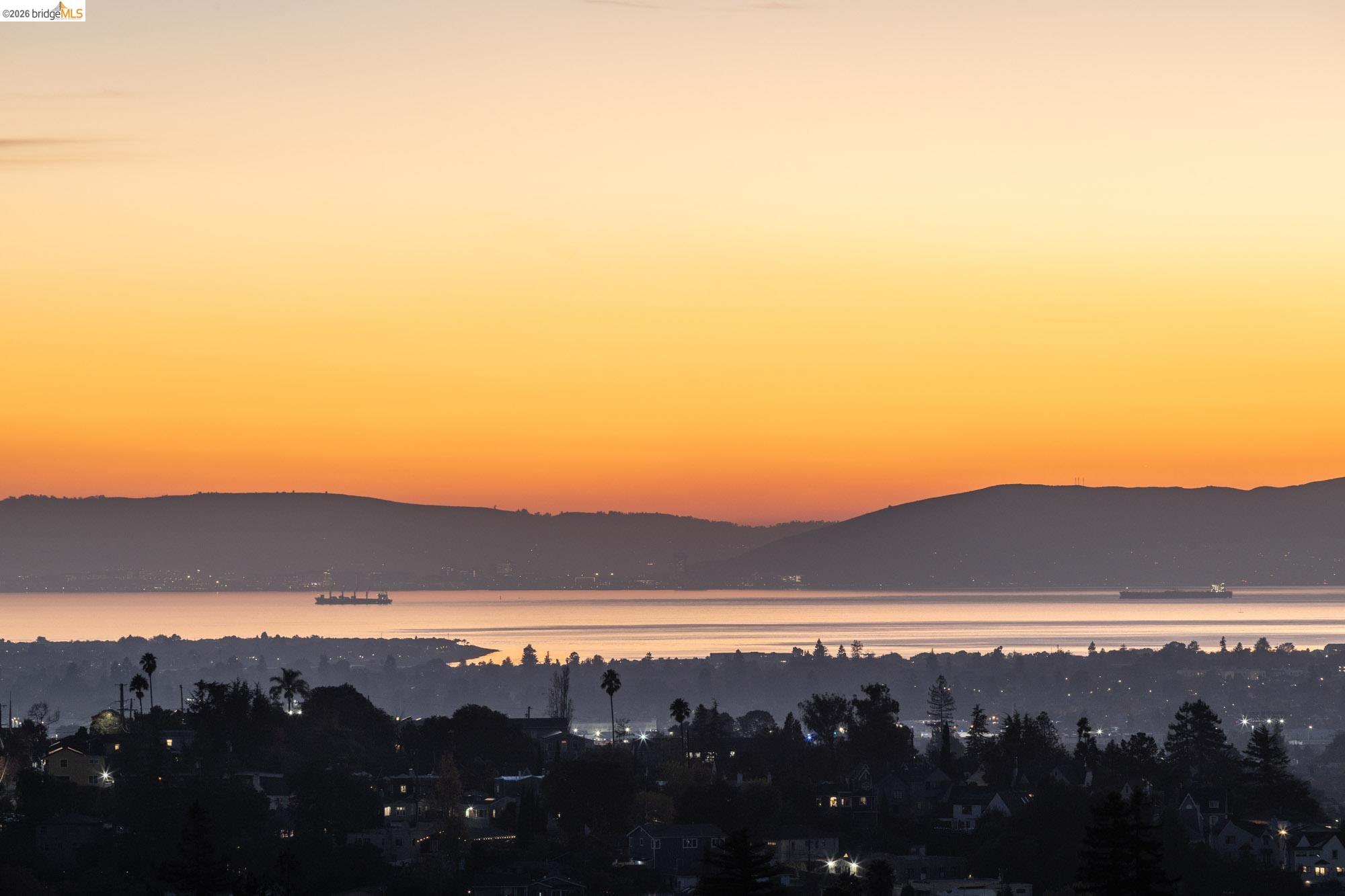 Detail Gallery Image 59 of 60 For 4452 Davenport Ave, Oakland,  CA 94619 - 4 Beds | 4 Baths