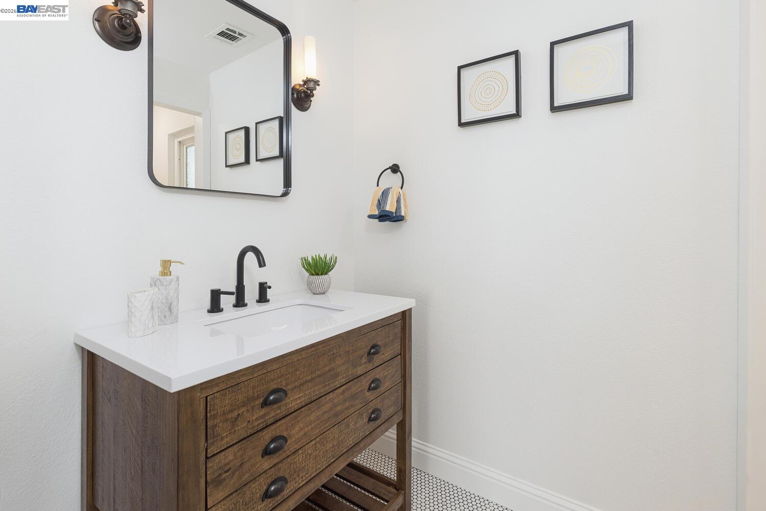 Photo #20: 41124690 Listing: Photo #20