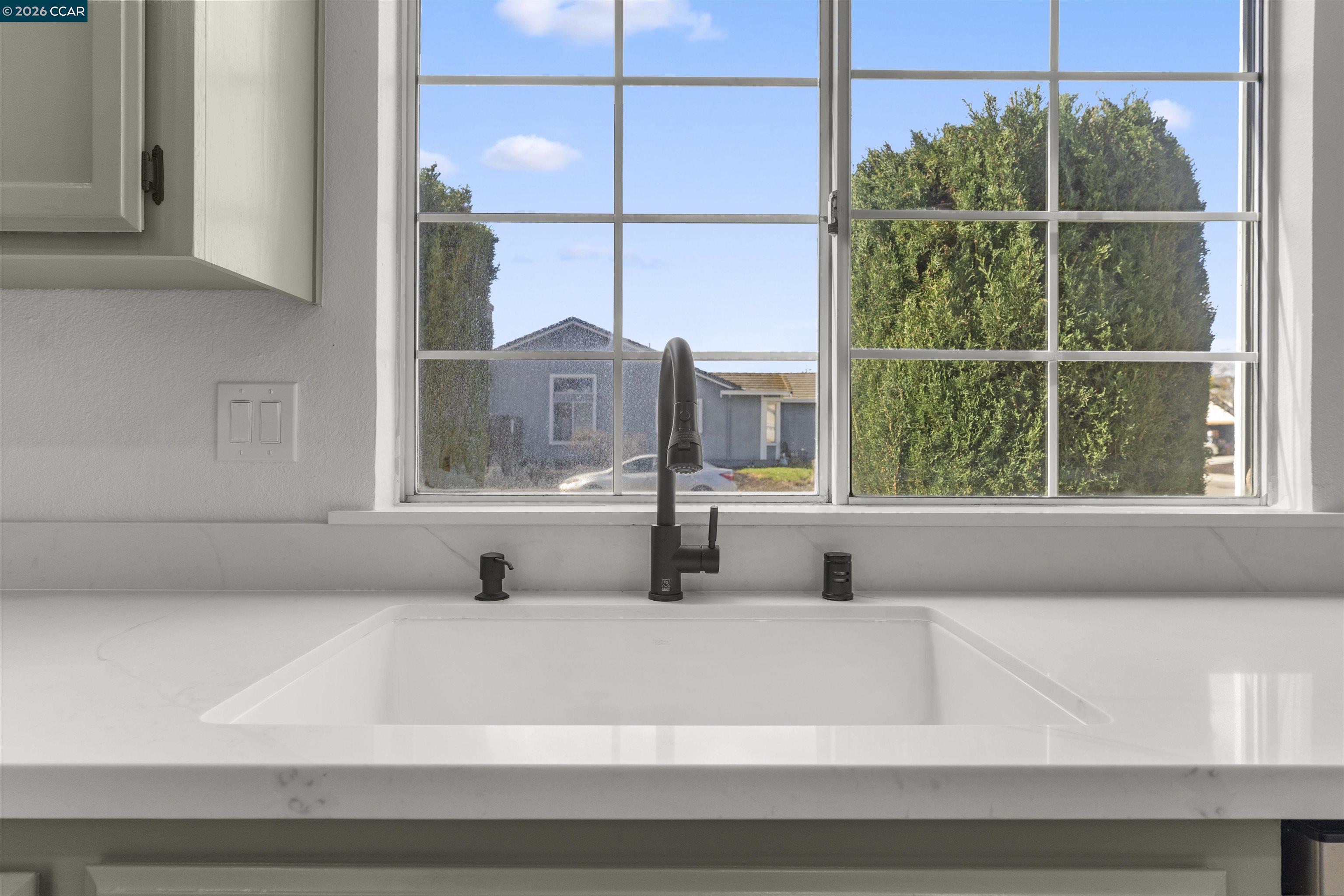 Detail Gallery Image 6 of 47 For 2025 Truman Ln, Oakley,  CA 94561 - 3 Beds | 2 Baths