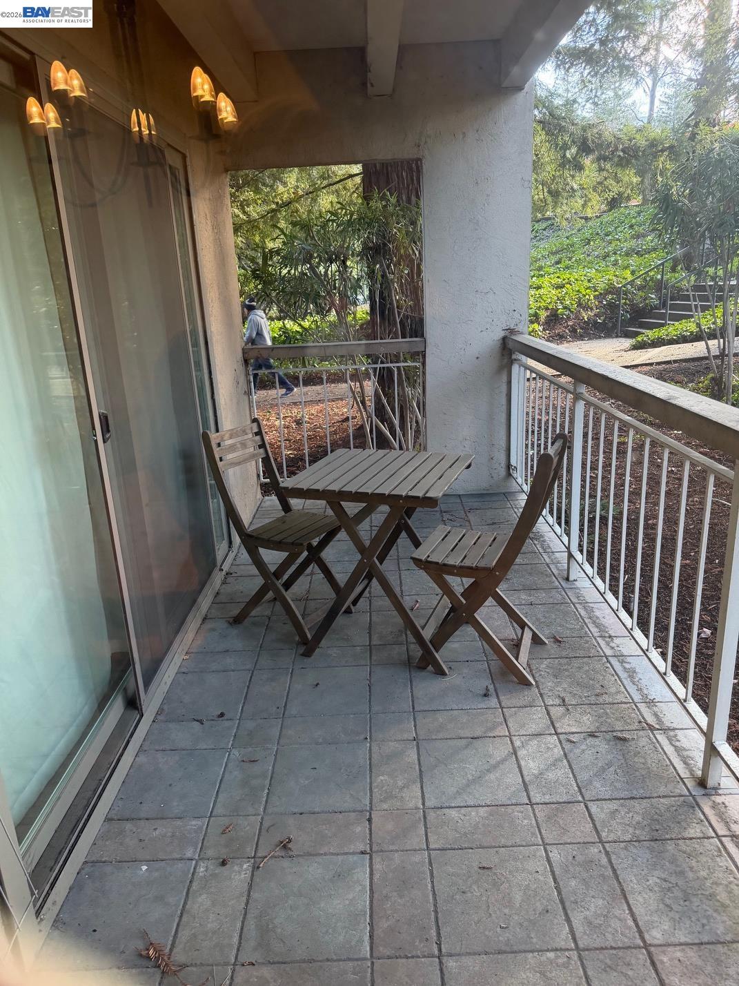 Detail Gallery Image 16 of 26 For 320 N Civic Dr #103,  Walnut Creek,  CA 94596 - 2 Beds | 2 Baths