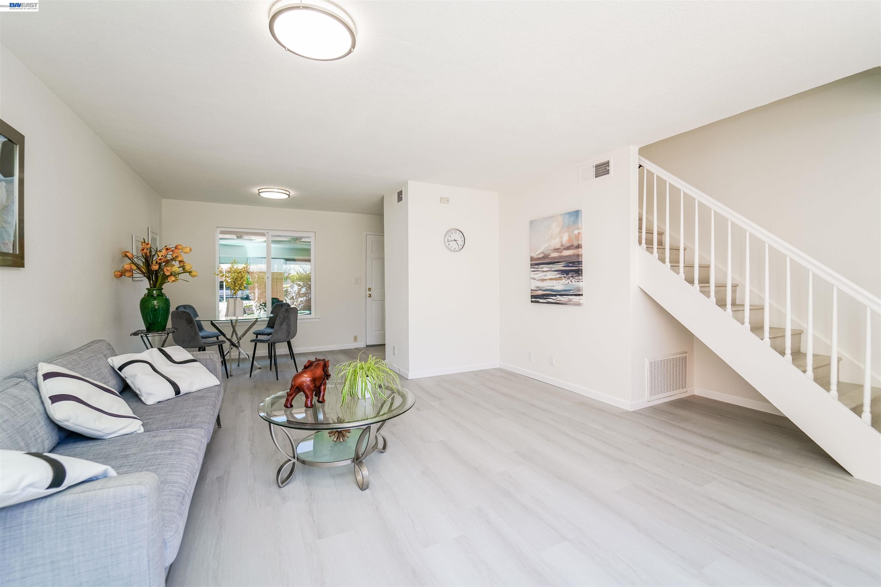 Photo #6: 41124698 Listing: Photo #6