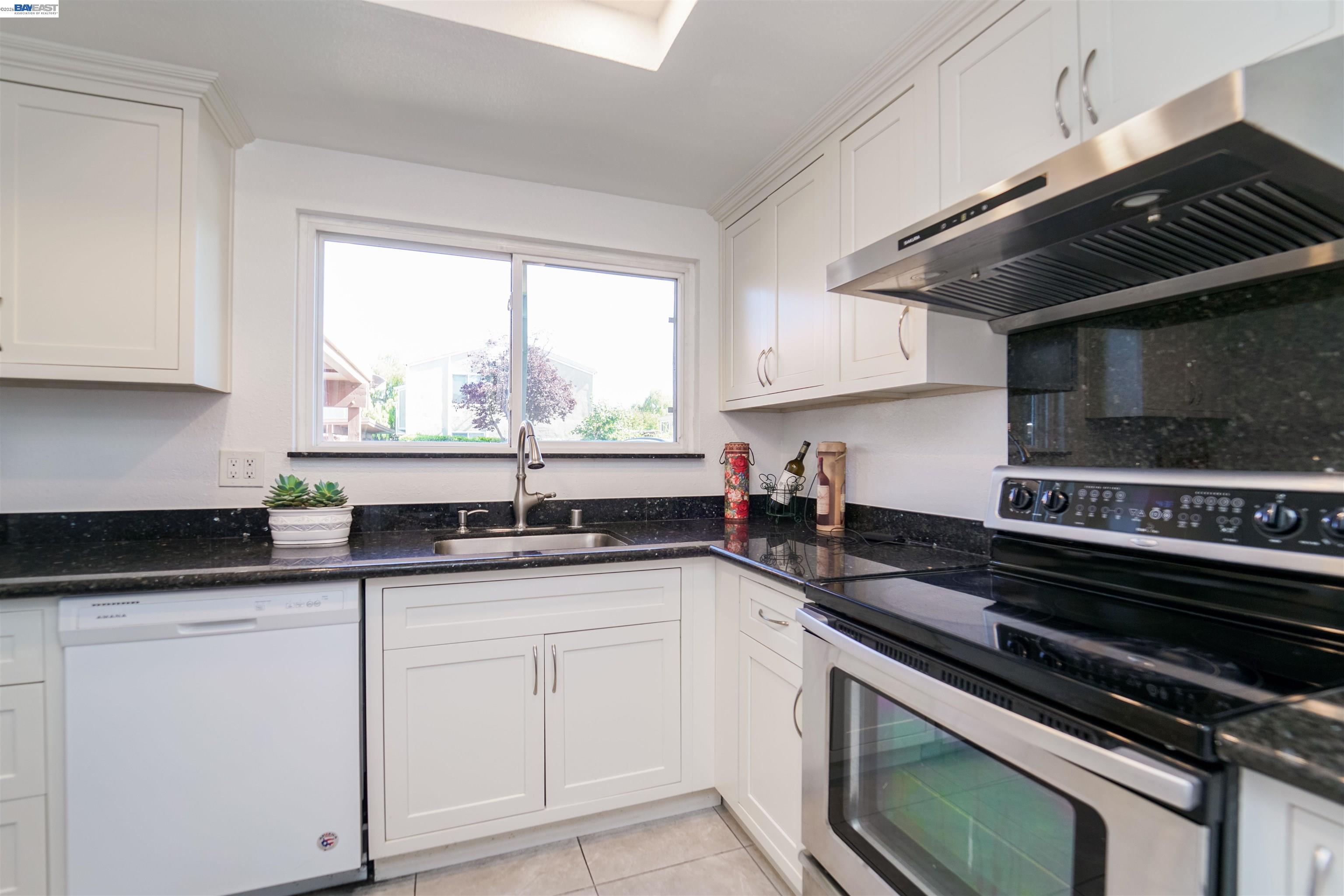 Photo #10: 41124698 Listing: Photo #10