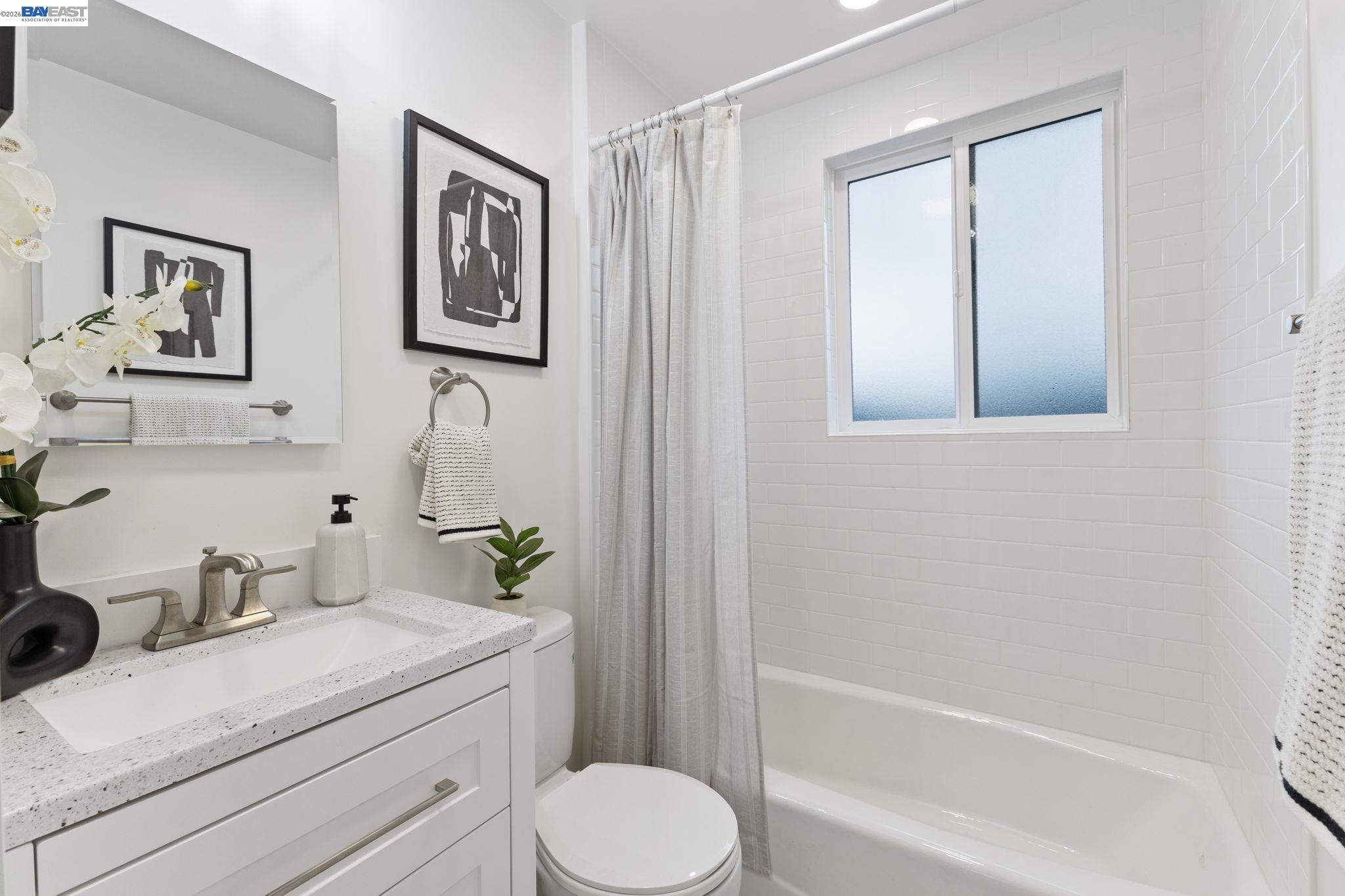 Detail Gallery Image 12 of 23 For 251 Aviador, Millbrae,  CA 94030 - 3 Beds | 1 Baths