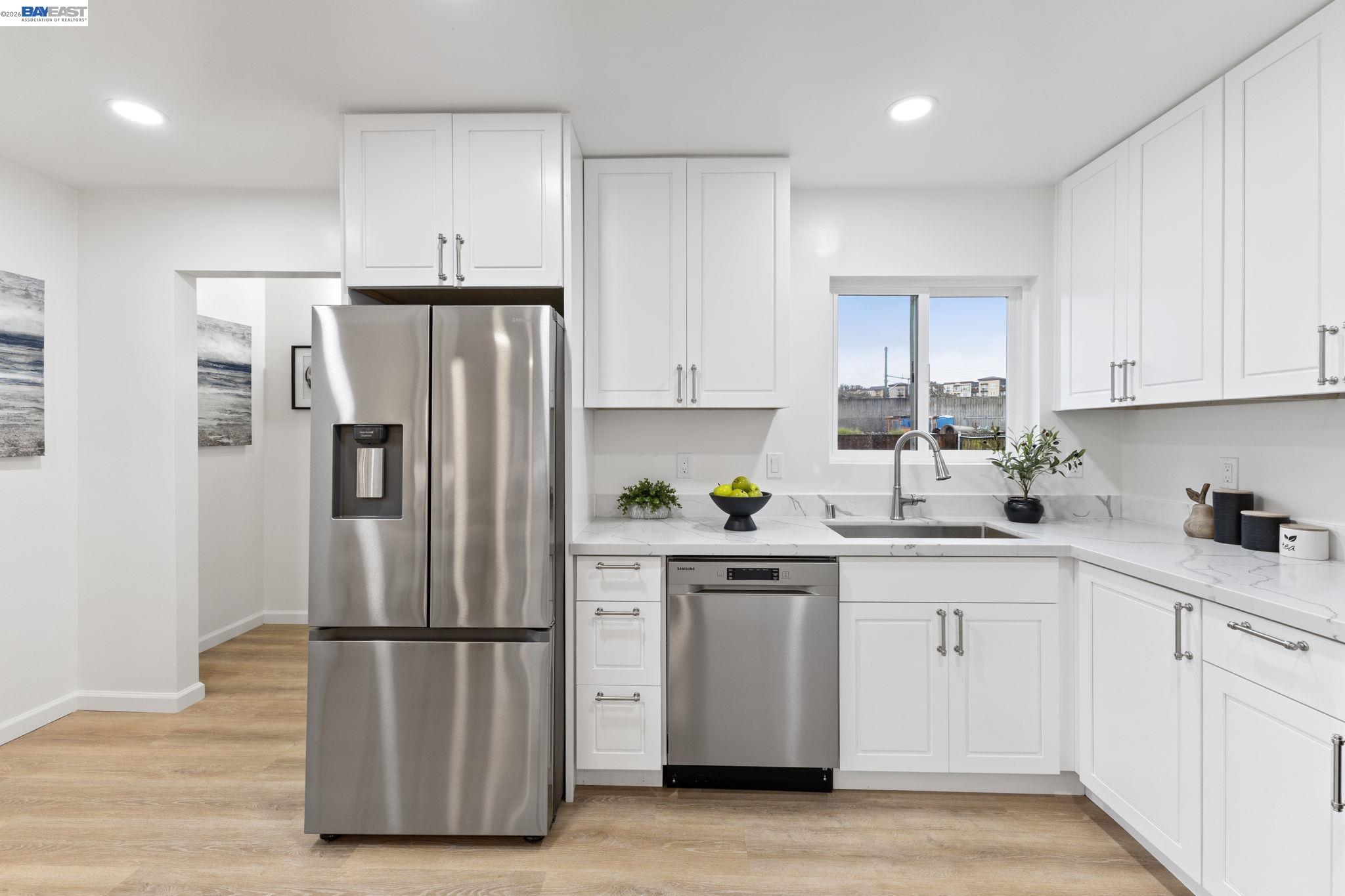 Detail Gallery Image 10 of 23 For 251 Aviador, Millbrae,  CA 94030 - 3 Beds | 1 Baths