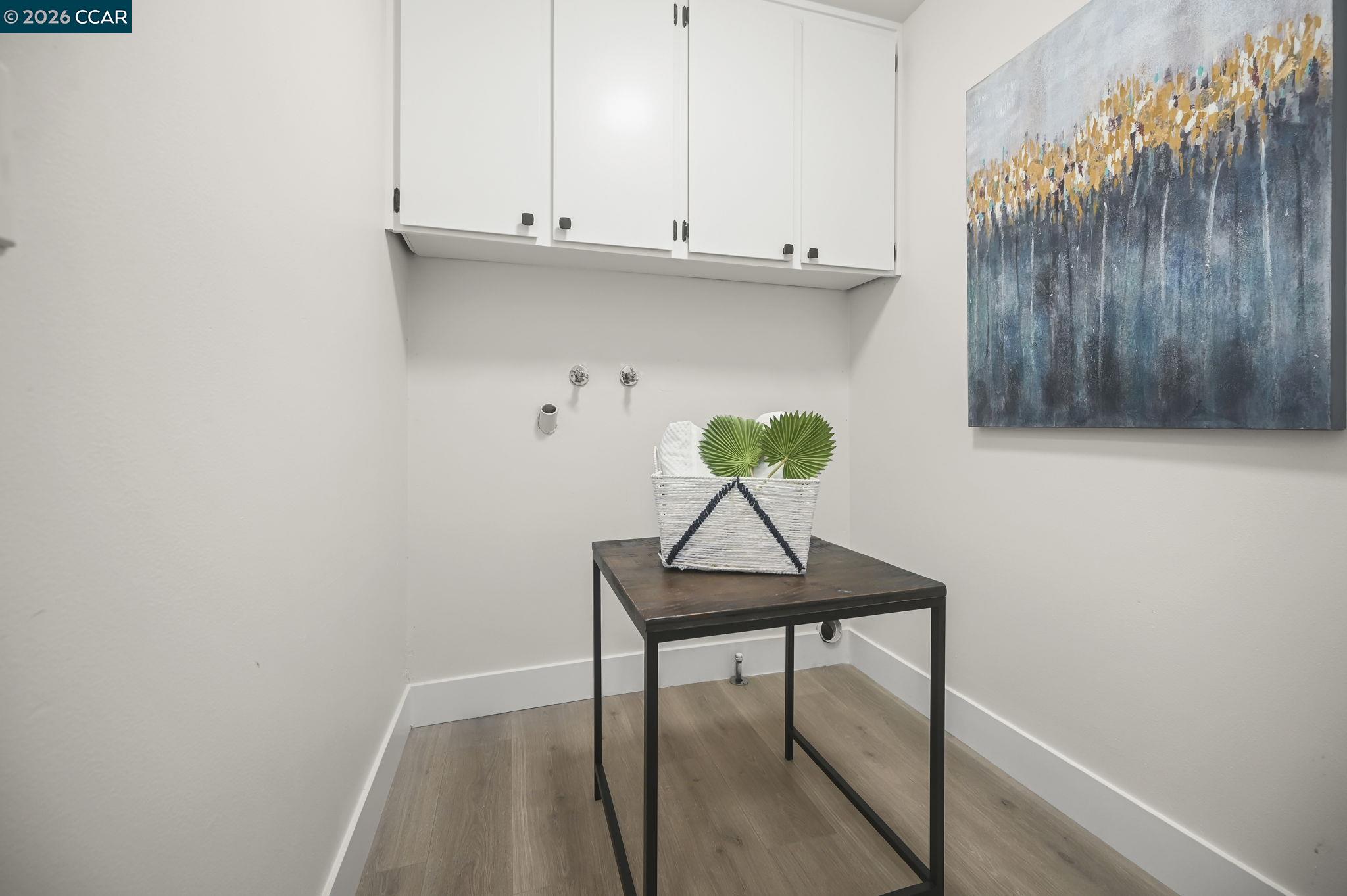 Detail Gallery Image 24 of 41 For 222 Donegal Way, Martinez,  CA 94553 - 4 Beds | 2 Baths