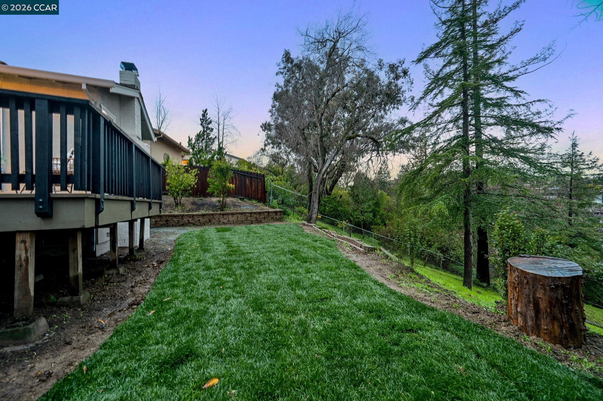 Detail Gallery Image 32 of 41 For 222 Donegal Way, Martinez,  CA 94553 - 4 Beds | 2 Baths