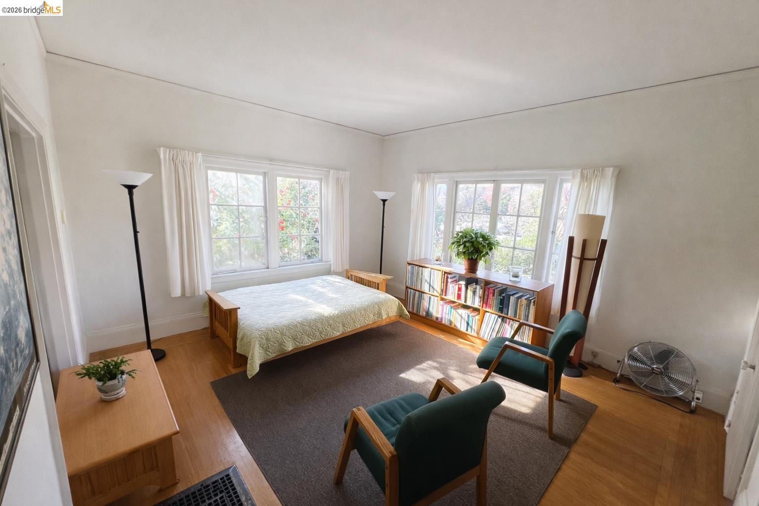 Detail Gallery Image 10 of 26 For 6100 Chabo Road, Oakland,  CA 94618 - – Beds | – Baths