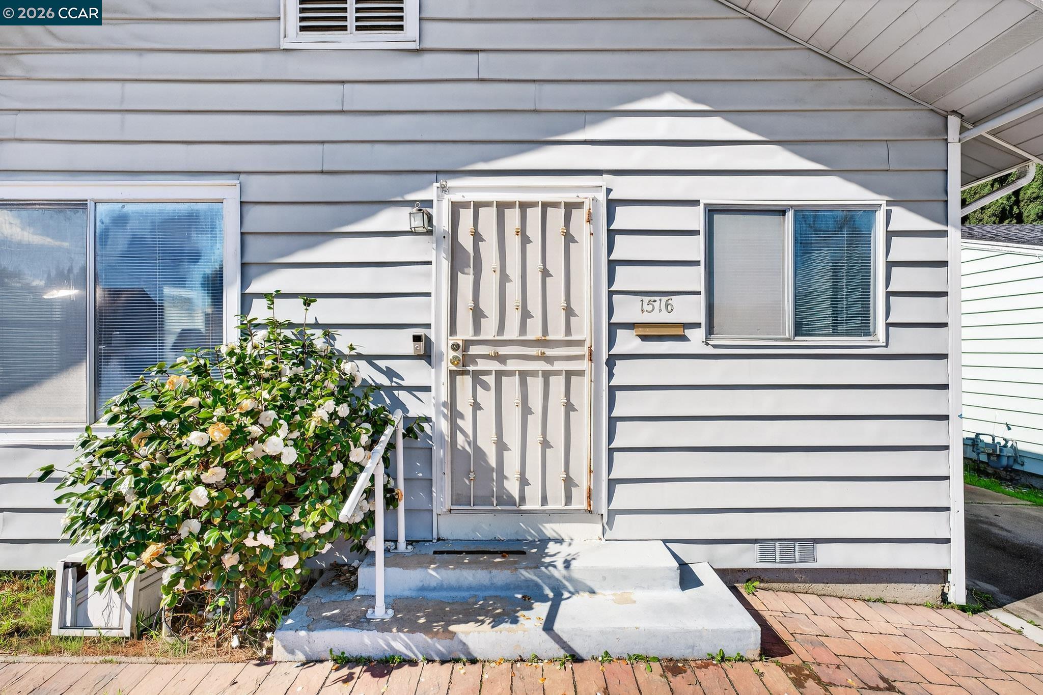 Detail Gallery Image 4 of 29 For 1516 C St, Antioch,  CA 94509 - 2 Beds | 1 Baths