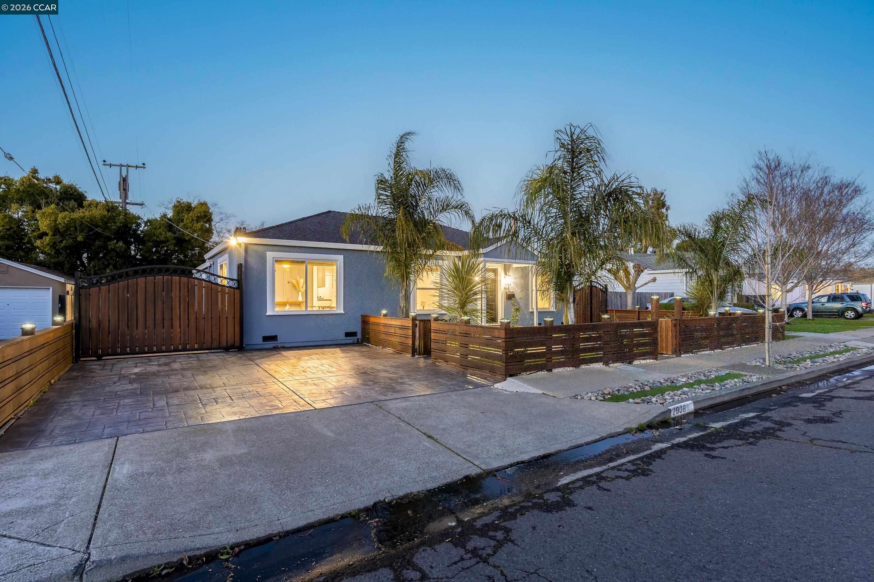 Detail Gallery Image 2 of 60 For 2908 Burnette St, Vallejo,  CA 94591 - 3 Beds | 2 Baths