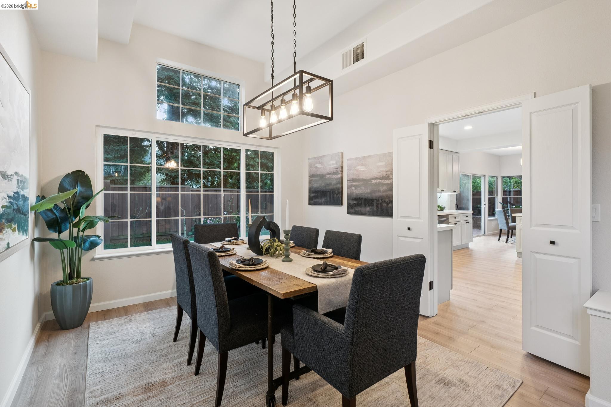 Detail Gallery Image 14 of 60 For 162 Briar Pl, Danville,  CA 94526 - 5 Beds | 3 Baths