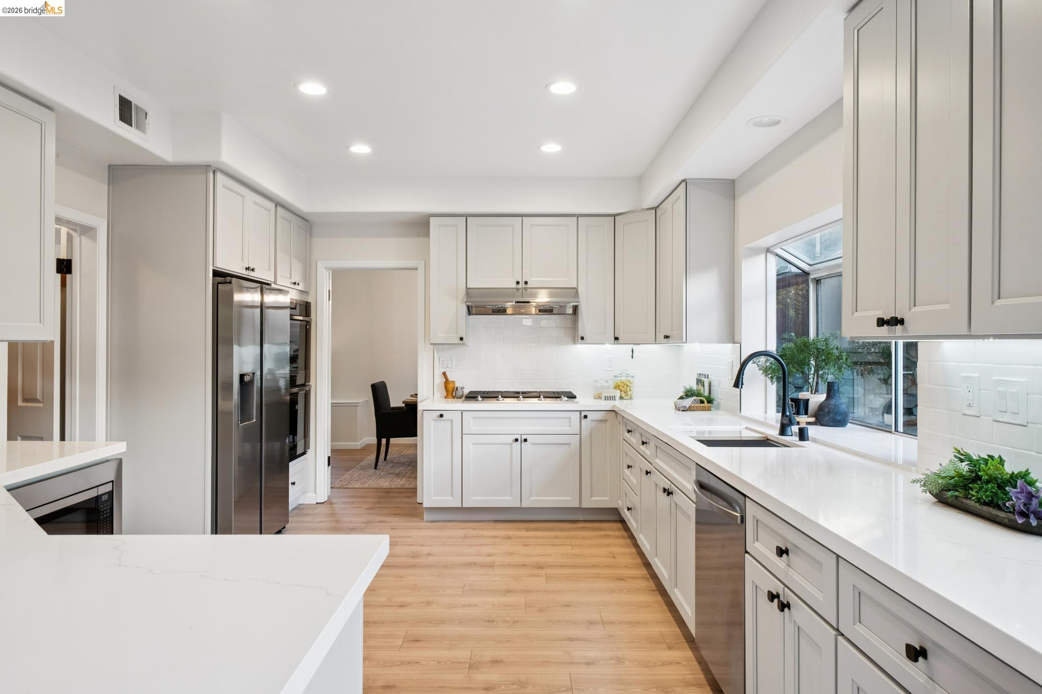 Detail Gallery Image 18 of 60 For 162 Briar Pl, Danville,  CA 94526 - 5 Beds | 3 Baths