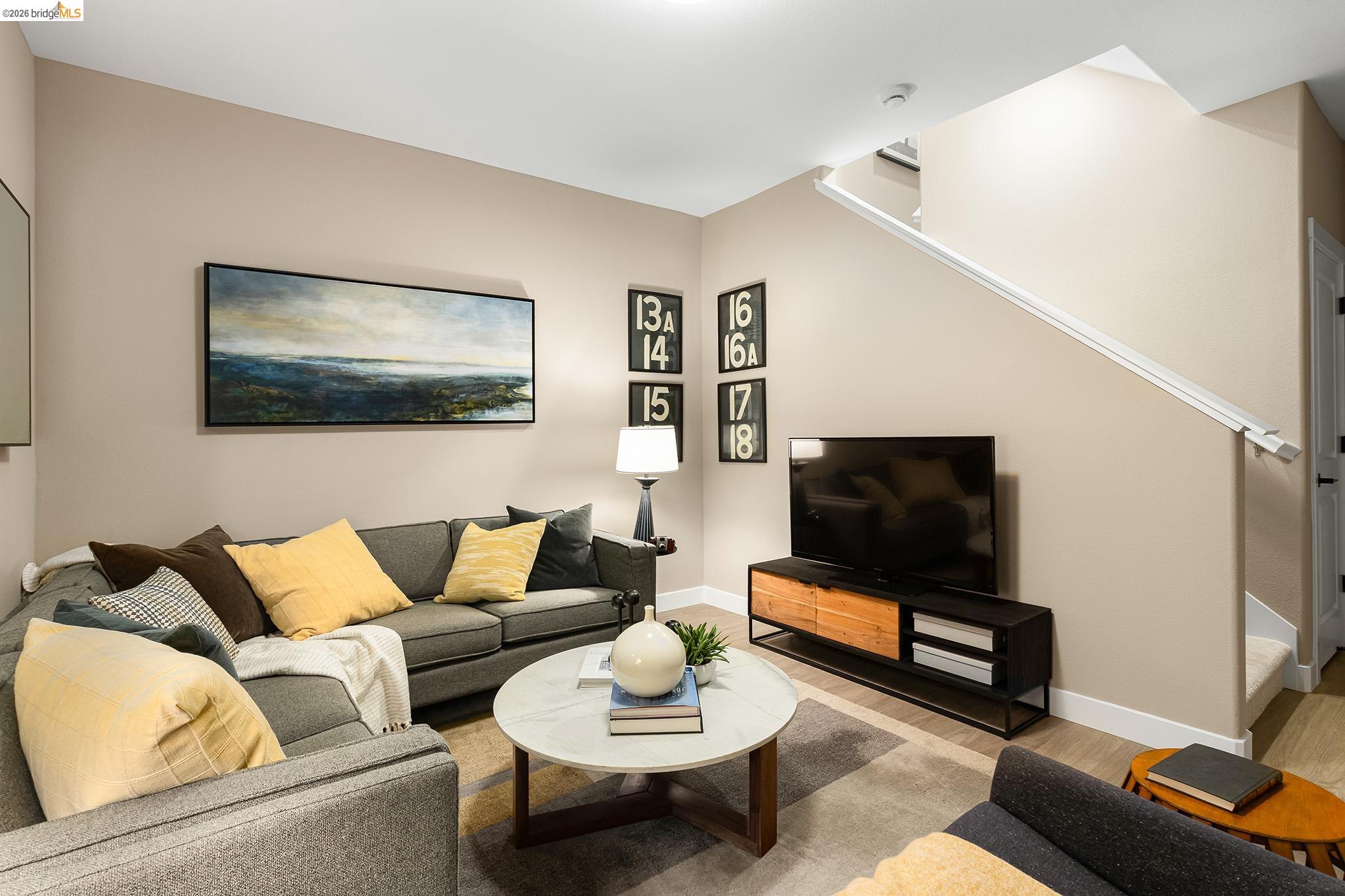 Detail Gallery Image 18 of 36 For 28968 Parkridge Loop #117,  Hayward,  CA 94544 - 3 Beds | 3 Baths