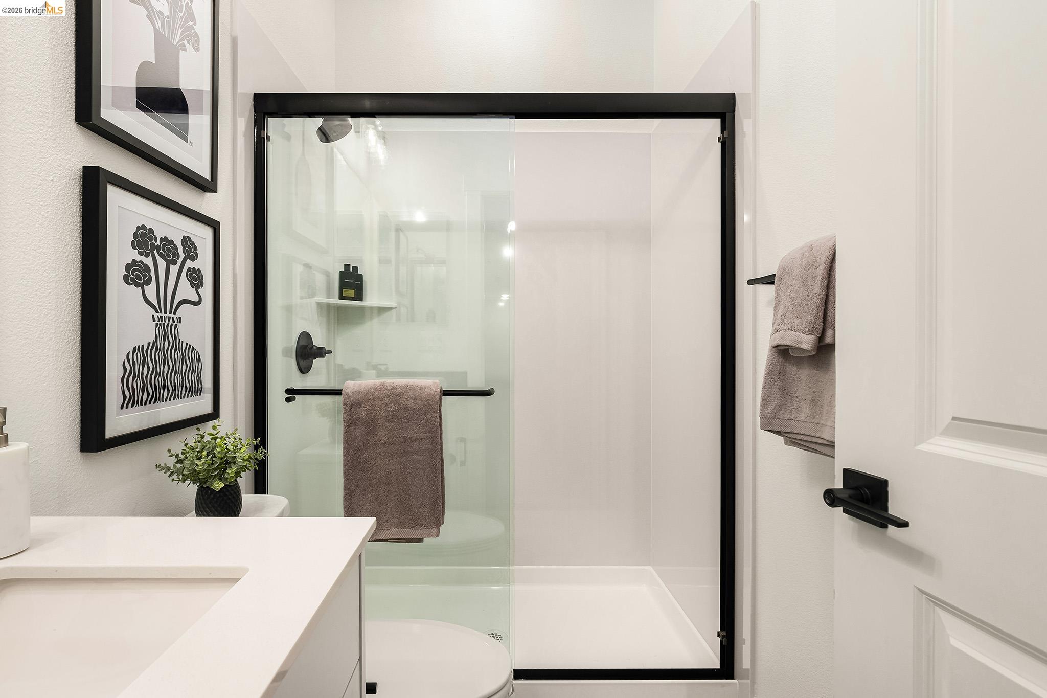 Detail Gallery Image 23 of 36 For 28968 Parkridge Loop #117,  Hayward,  CA 94544 - 3 Beds | 3 Baths