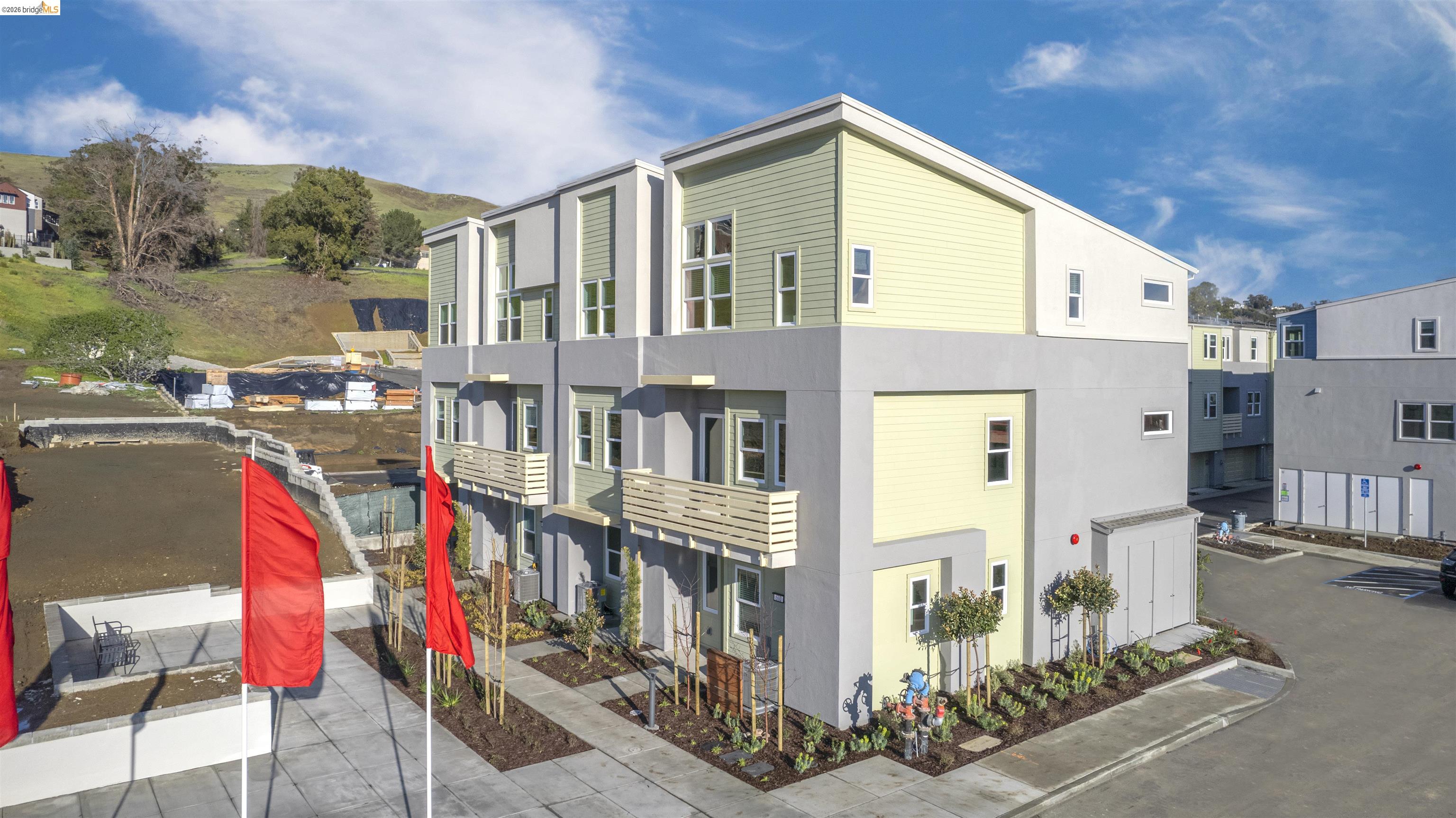 Detail Gallery Image 31 of 36 For 28968 Parkridge Loop #117,  Hayward,  CA 94544 - 3 Beds | 3 Baths