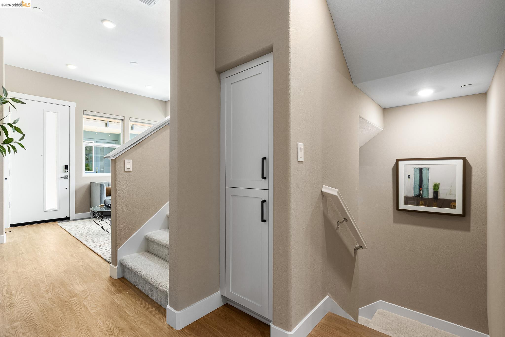 Detail Gallery Image 5 of 36 For 28968 Parkridge Loop #117,  Hayward,  CA 94544 - 3 Beds | 3 Baths