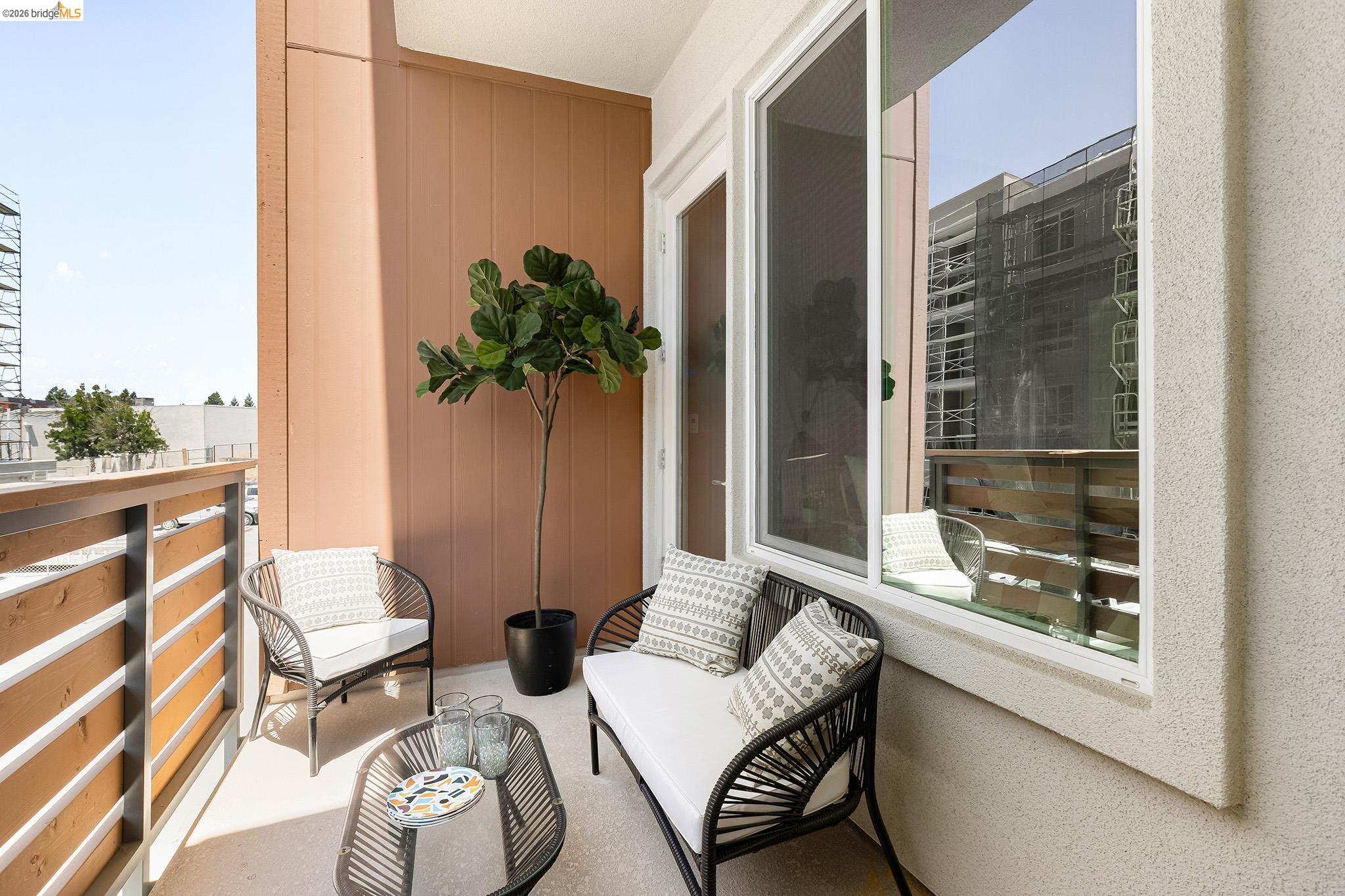 Detail Gallery Image 9 of 36 For 28968 Parkridge Loop #117,  Hayward,  CA 94544 - 3 Beds | 3 Baths