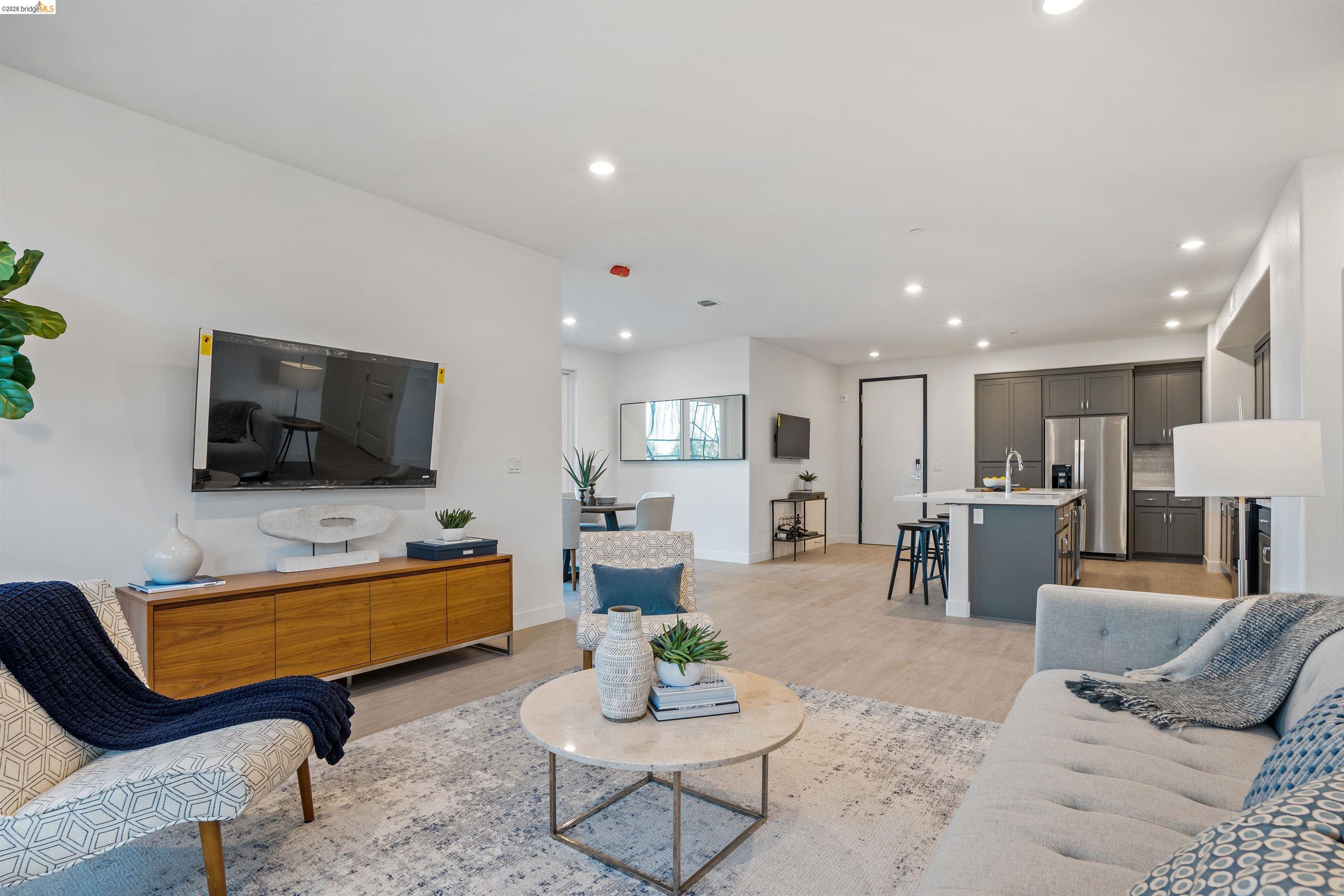 Front Image Thumbnail for EB41124713