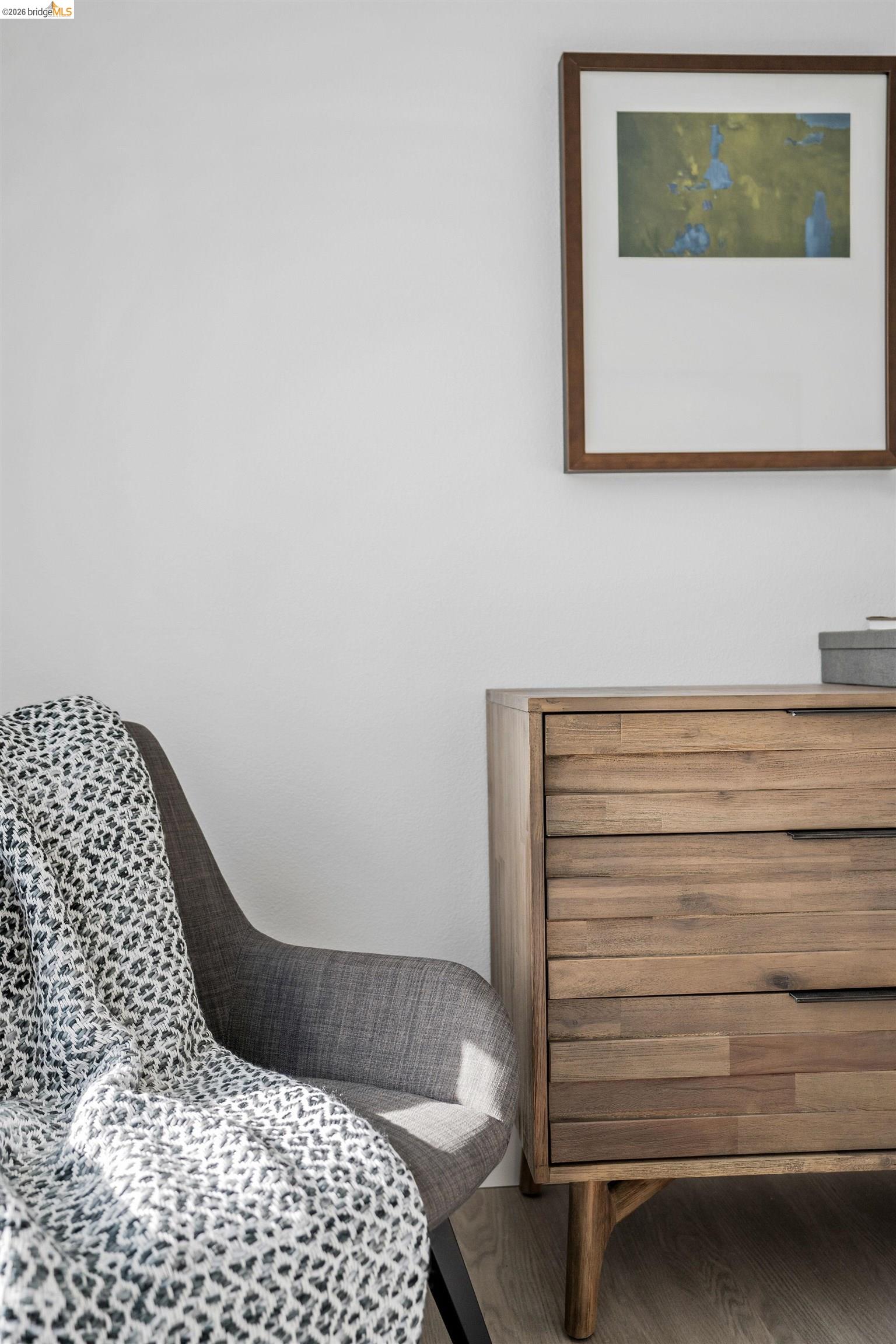 Detail Gallery Image 11 of 24 For 500 Somi Ct #301,  Hayward,  CA 94544 - 3 Beds | 2 Baths