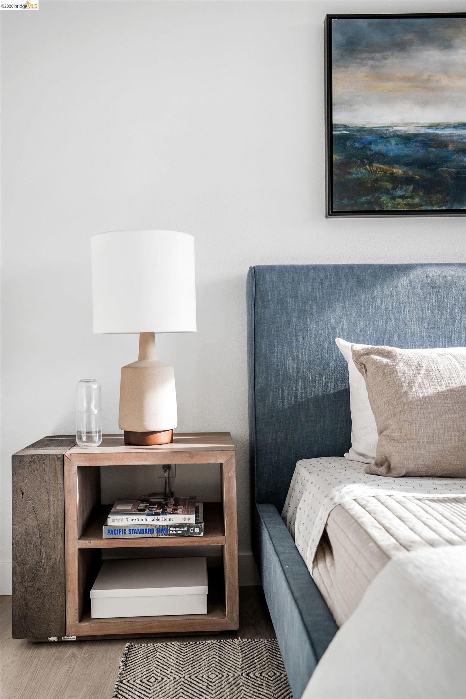 Detail Gallery Image 13 of 24 For 500 Somi Ct #301,  Hayward,  CA 94544 - 3 Beds | 2 Baths